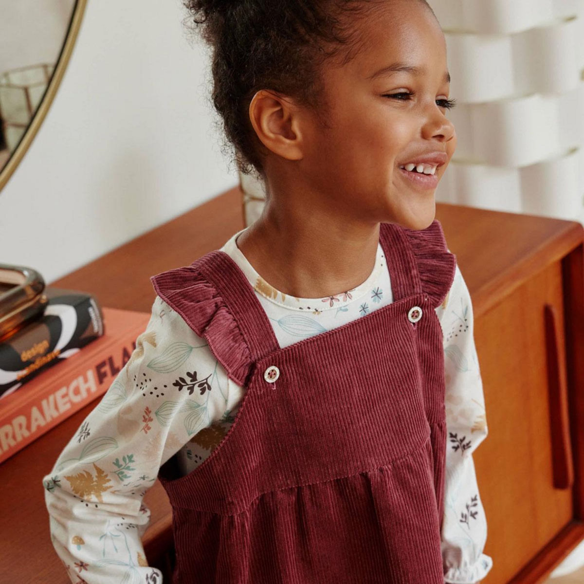 Petit Béguin Robe bébé en velours côtelé Mila