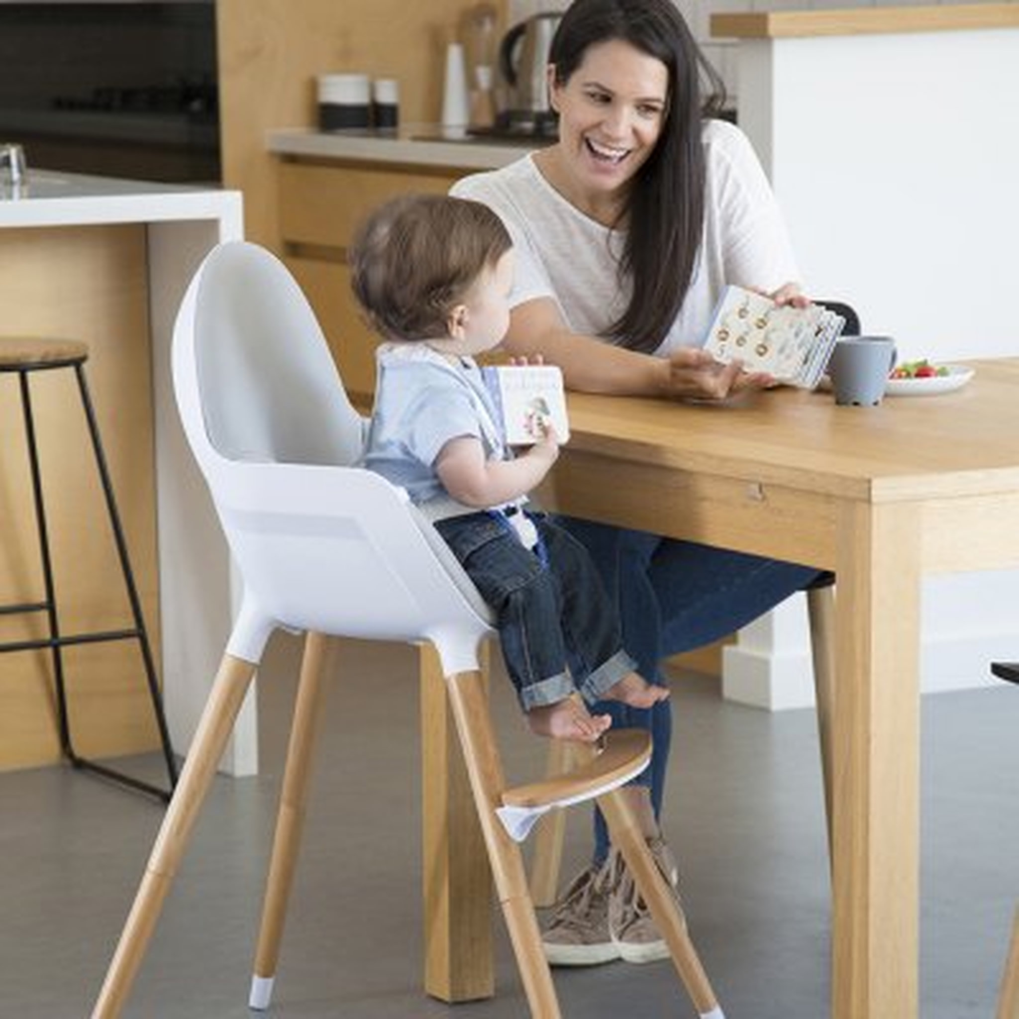 Voir la diapositive 4 : AT4 Chaise haute bébé évolutive gris IKID