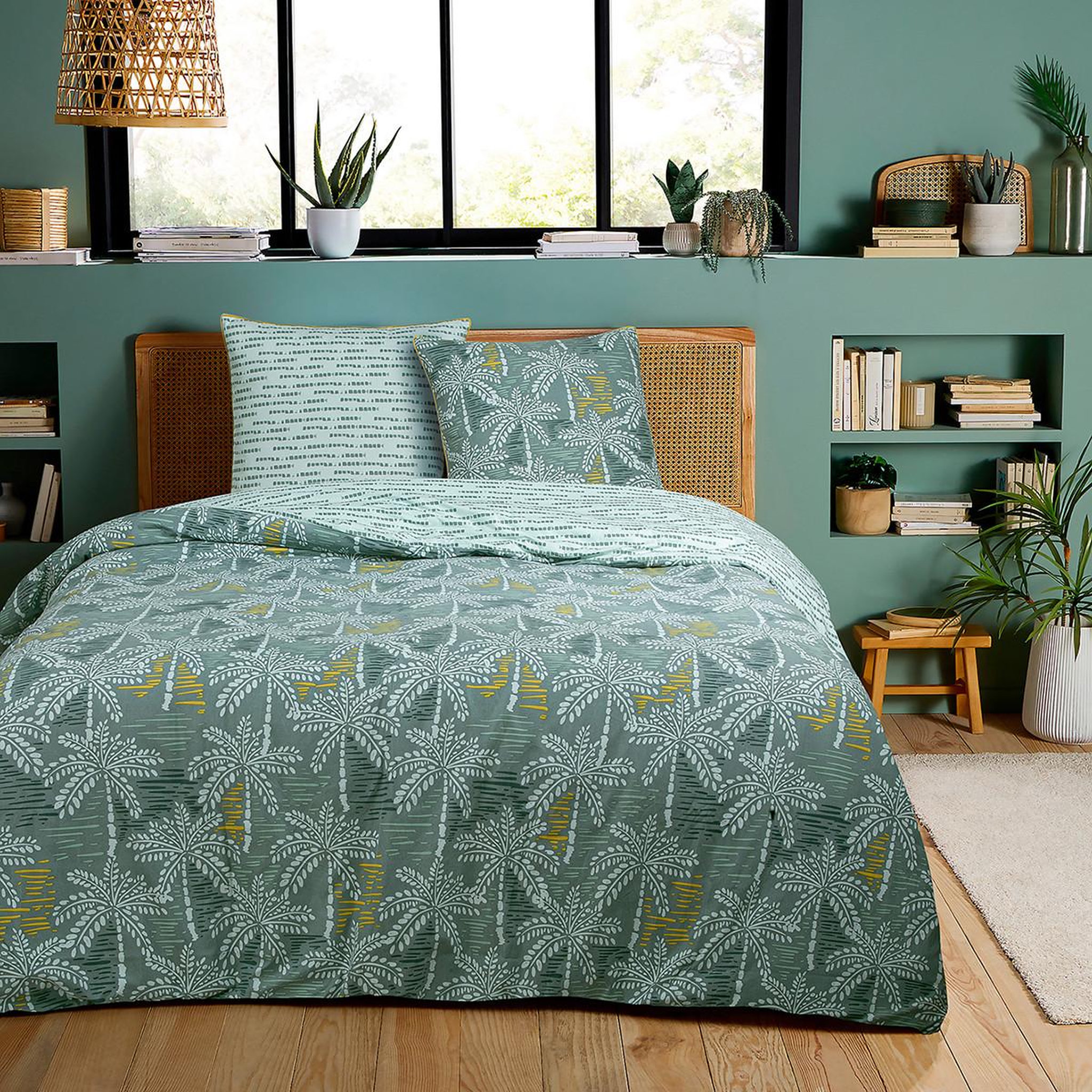 FUTURE HOME Parure de lit double palmiers en microfibre lavée. Coloris disponibles : Vert