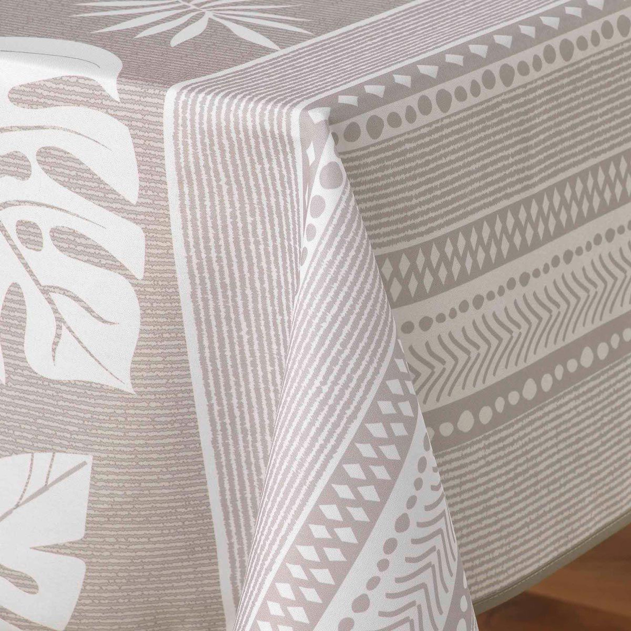 Voir la diapositive 2 : Douceur d'Intérieur Nappe antitache imprimé  ambrine  150x240cm naturel
