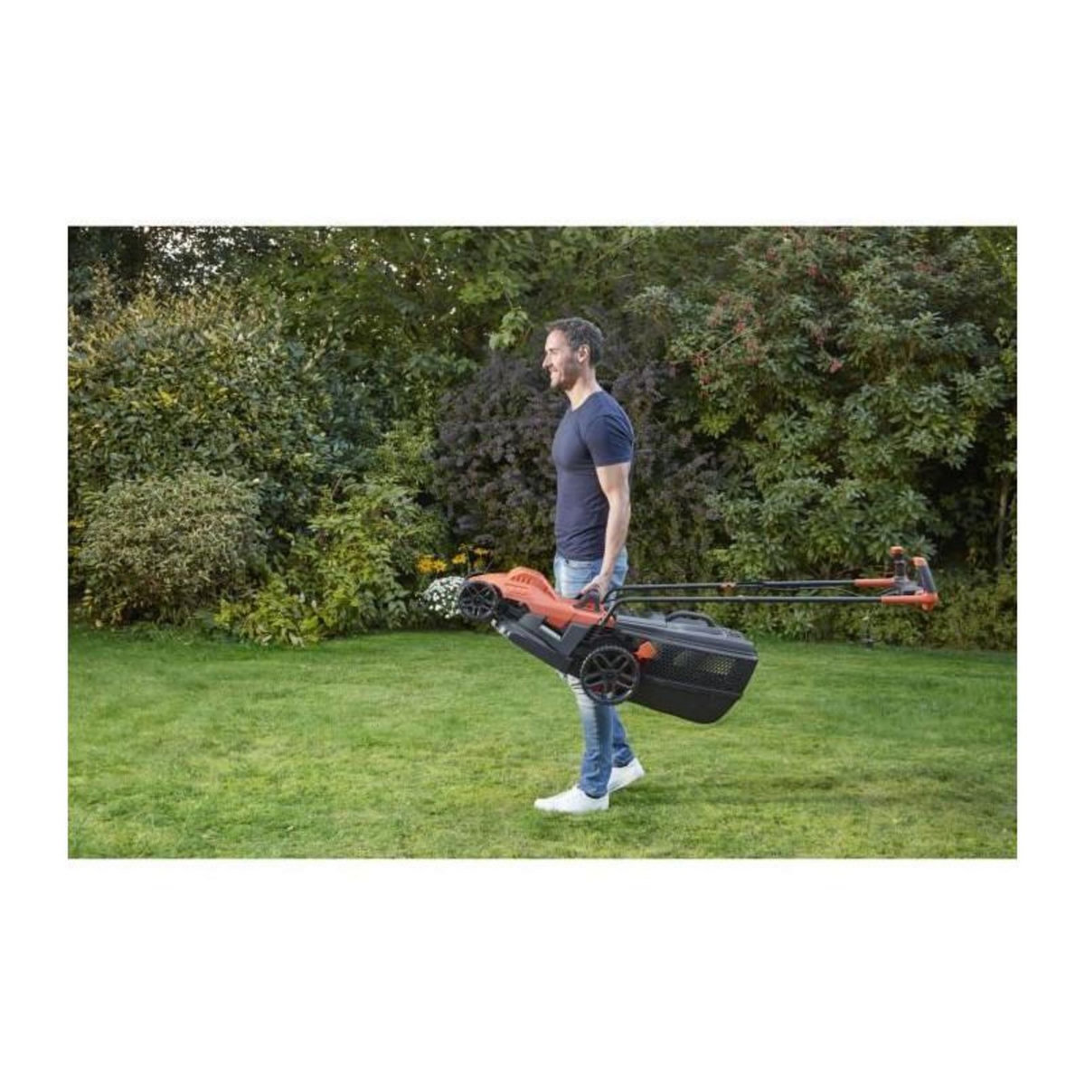 Black et Decker BLACK + DECKER Tondeuse  34cm 1400W - Poignee Bike BEMW461BH