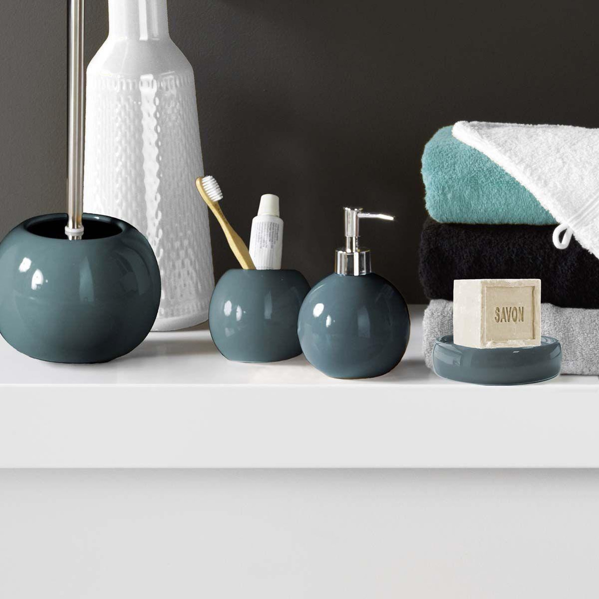 Voir la diapositive 2 : Douceur d'Intérieur Gobelet de salle de bain  bullea  9cm bleu émeraude