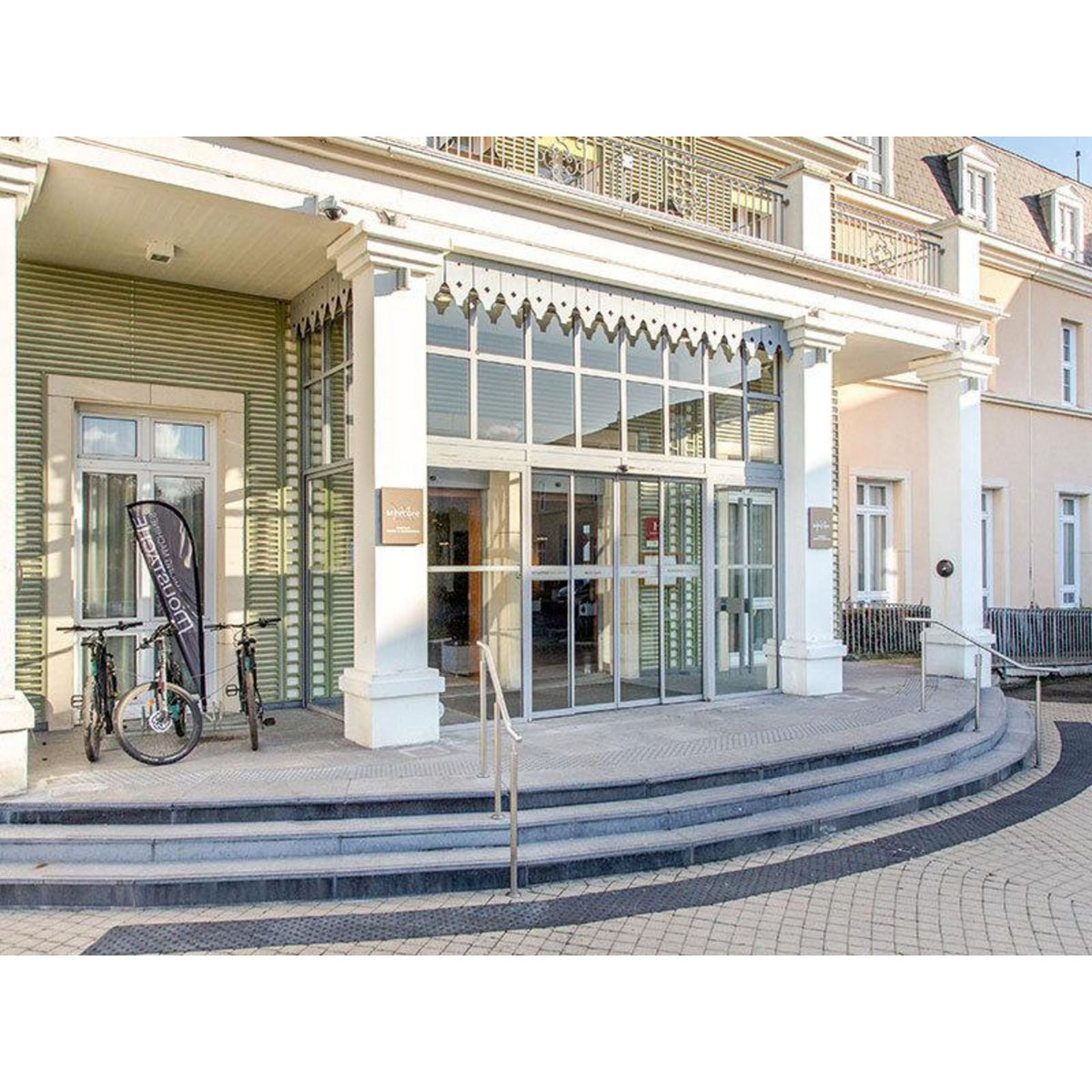 Smartbox Séjour golf et spa en hôtel 4* Mercure Chantilly Resort & Conventions - Coffret Cadeau Séjour