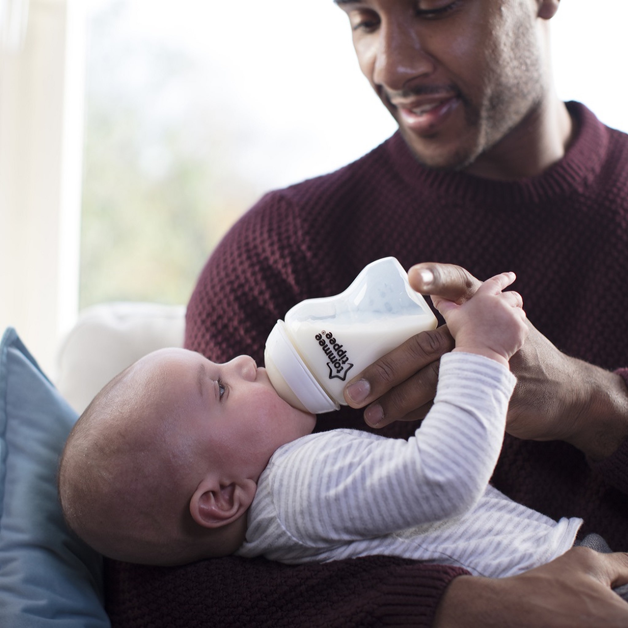 Voir la diapositive 9 : TOMMEE TIPPEE Kit Naissance mixte biberons et tétines 