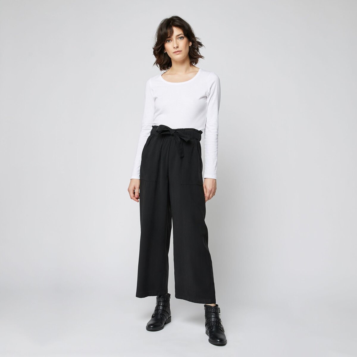 Generic PANTALON NOIR FEMME 2022 à prix pas cher