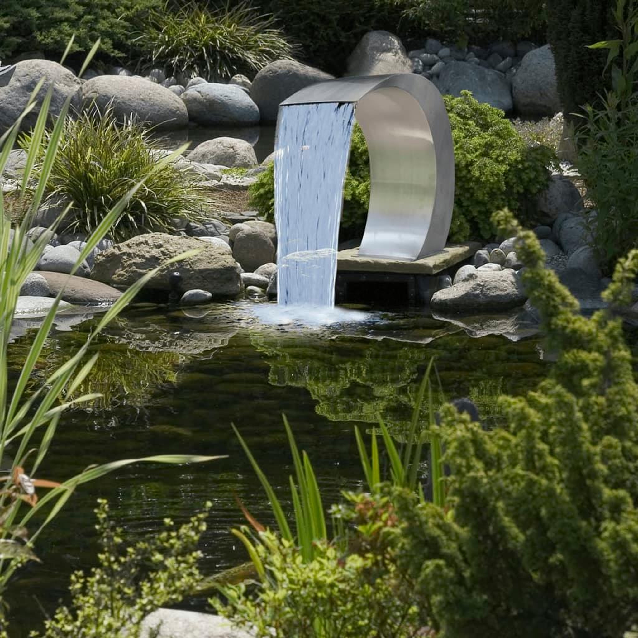 Voir la diapositive 5 : VIDAXL Fontaine cascade de piscine Acier inoxydable 45 x 30 x 60 cm