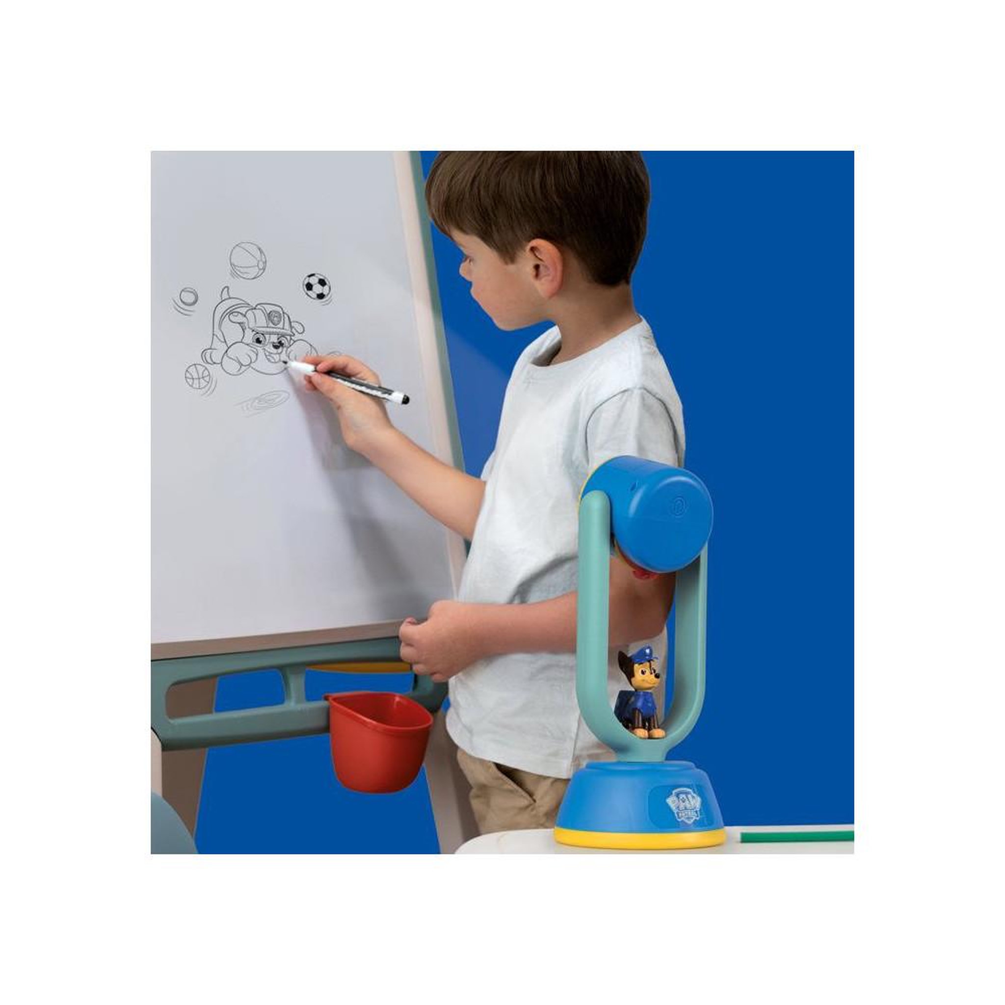 Voir la diapositive 5 : SMOBY Projecteur de dessin pour enfants paw patrol bleu et rouge, mise au point et orientation réglables, pieds antidérapants, système à disques 128 modèles