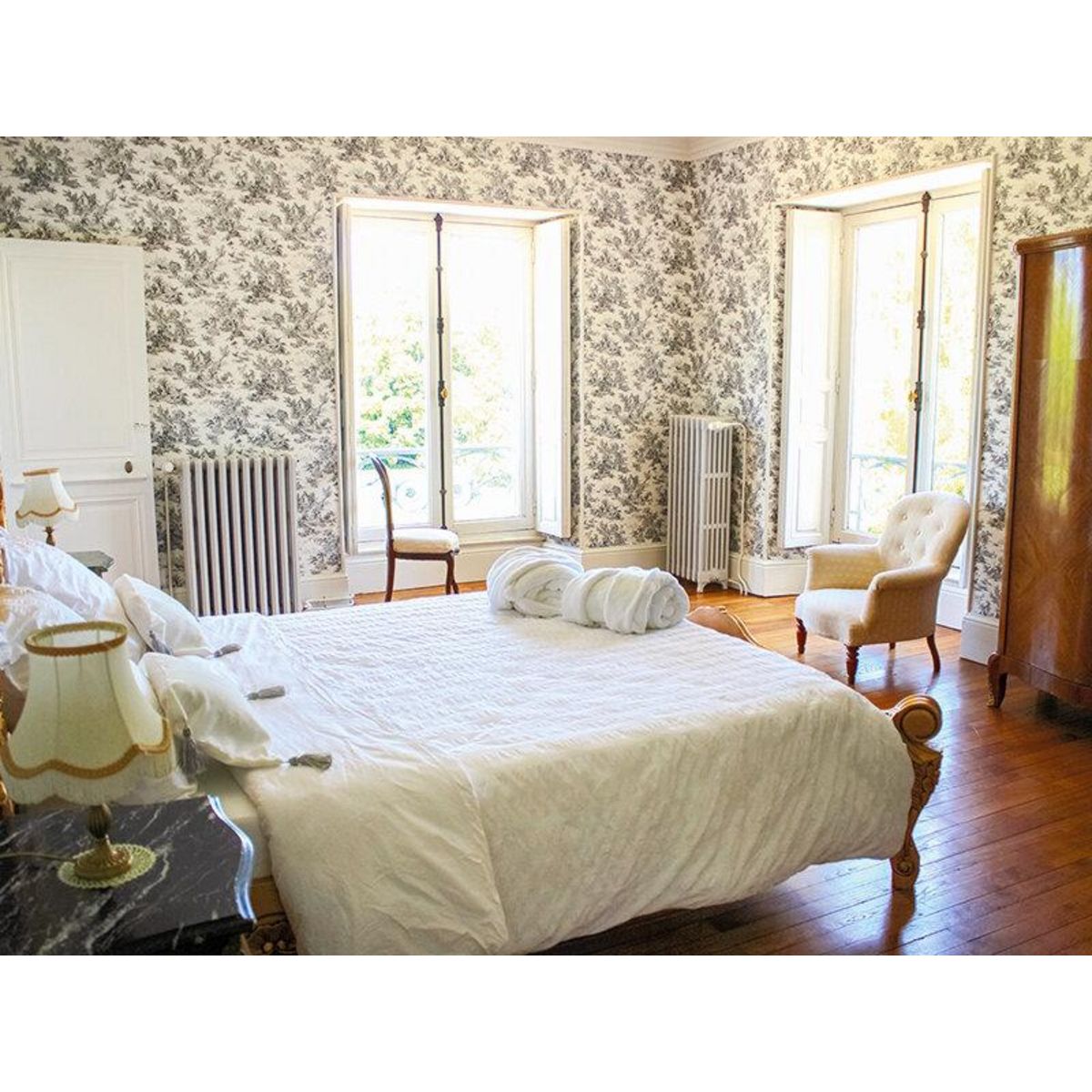 Smartbox 2 jours avec dîner gourmet et champagne dans un château près de Bourges - Coffret Cadeau Séjour