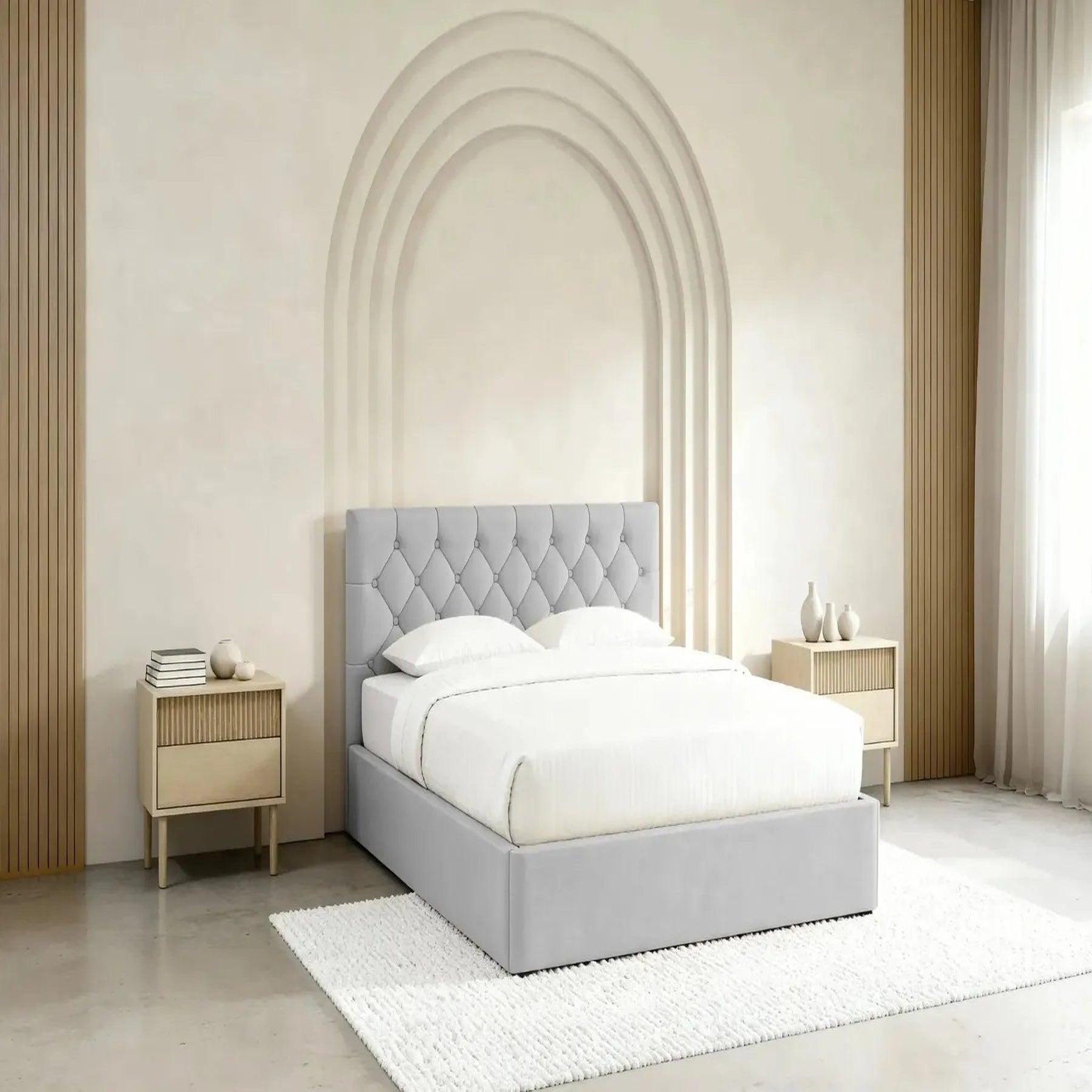 Voir la diapositive 2 : CASANOVA PARIS Emile - lit coffre tissu velours