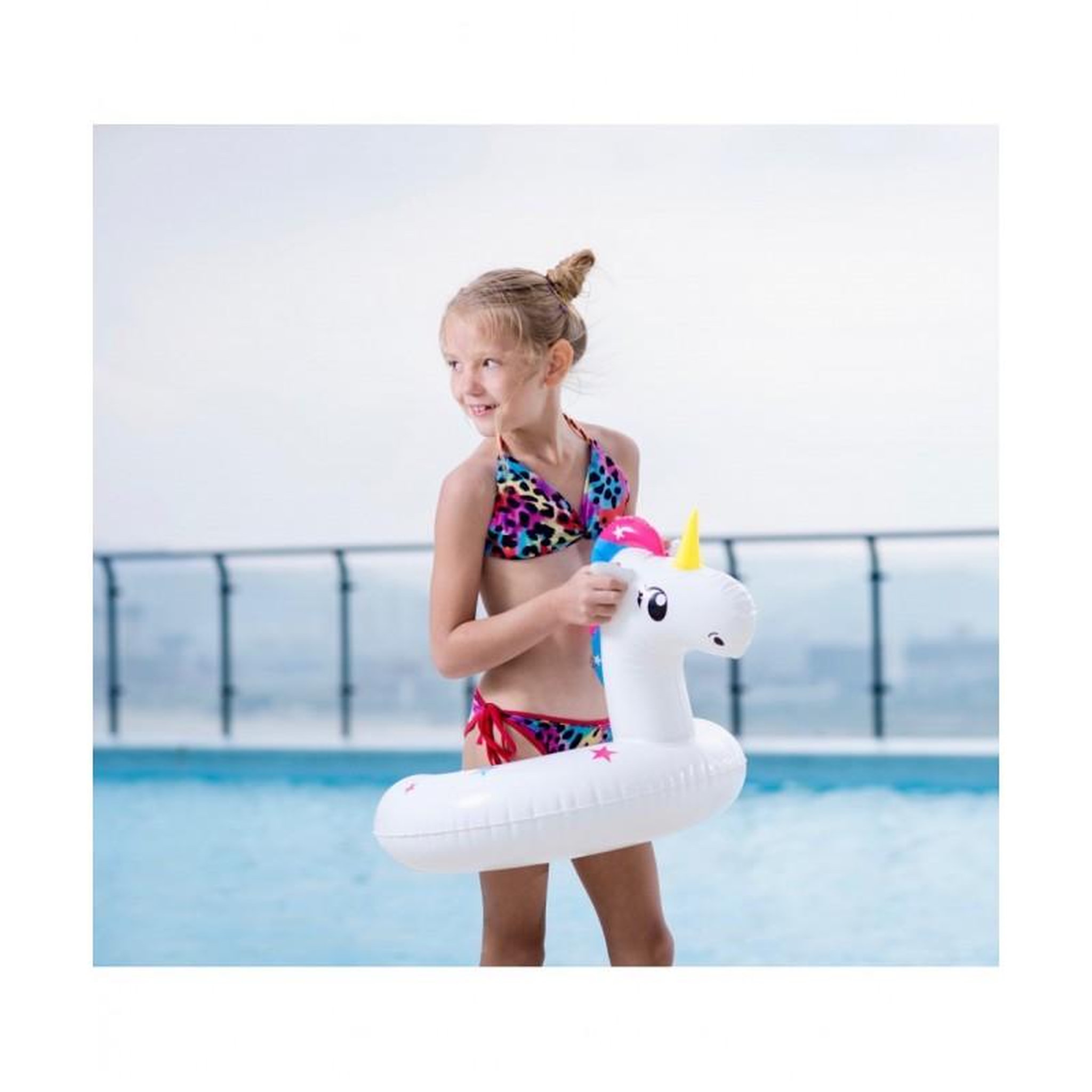Voir la diapositive 2 : AIRMYFUN Bouée Gonflable Enfant dès 3ans et + pour Piscine & Plage, Flotteur ø49cm - Licorne Magique ø49 Cm