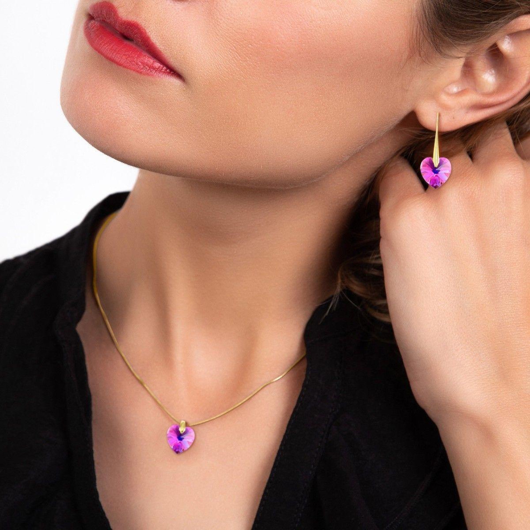 Voir la diapositive 2 : SC BOHEME Parure collier et boucles d'oreilles coeurs SC Bohème orneés de Cristaux scintillants