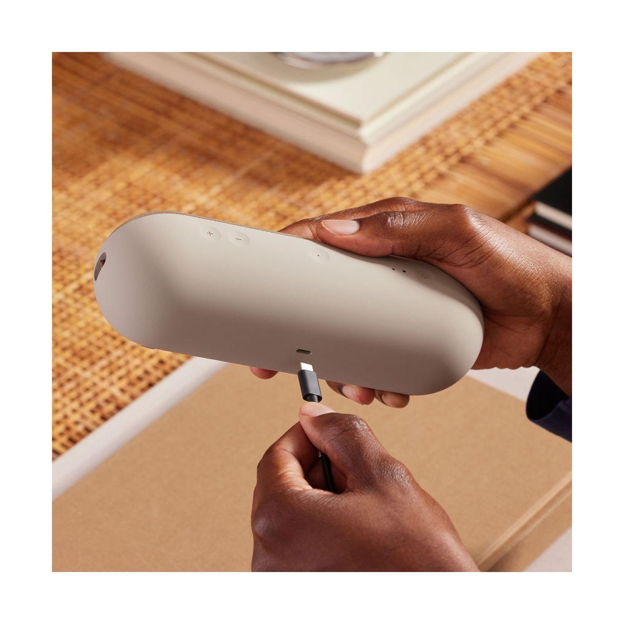 Voir la diapositive 5 : BEATS Enceinte portable Pill Champagne