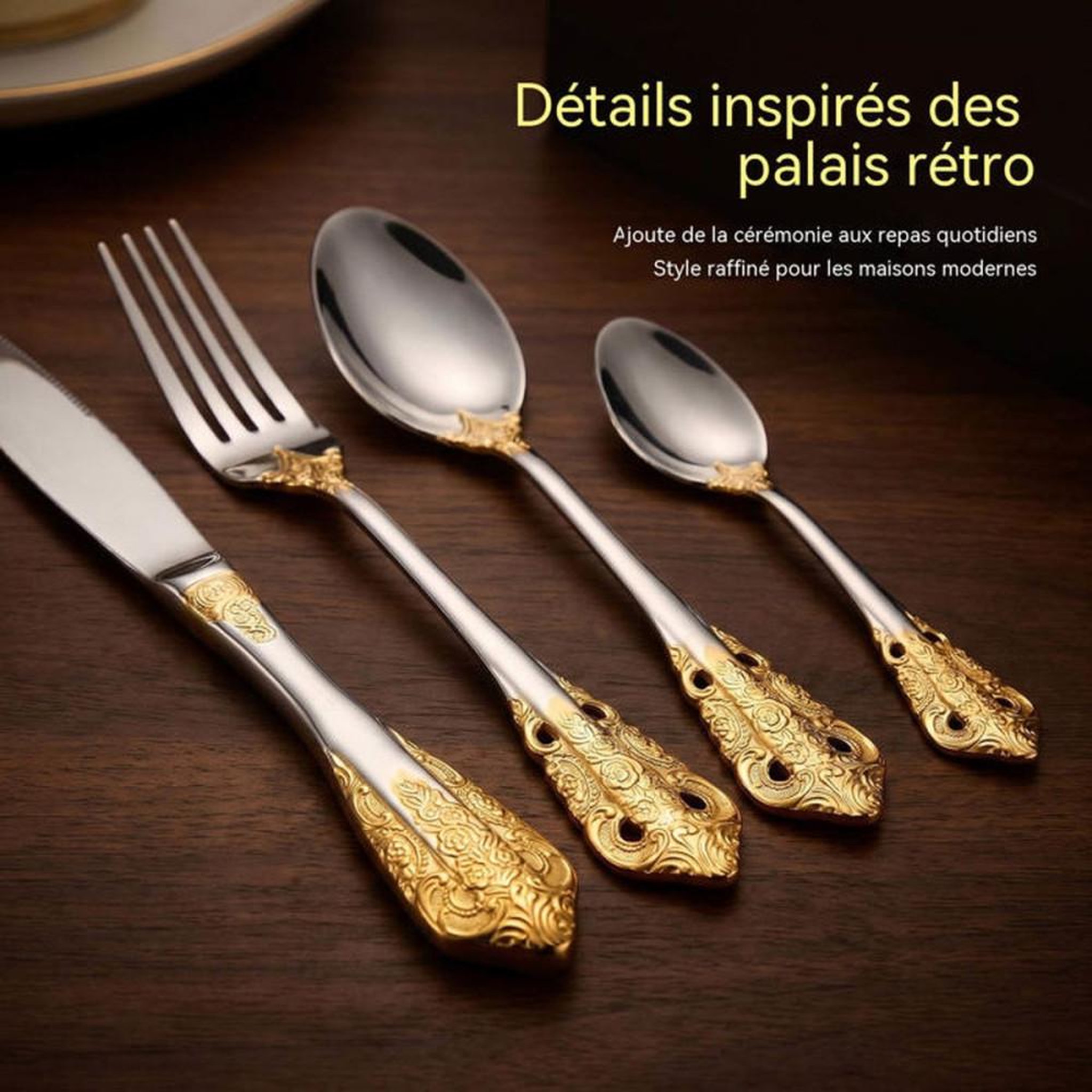 Voir la diapositive 3 : Coffret de couverts vintage impérial 24 pièces en acier inox, finitions dorées et reliefs gravés