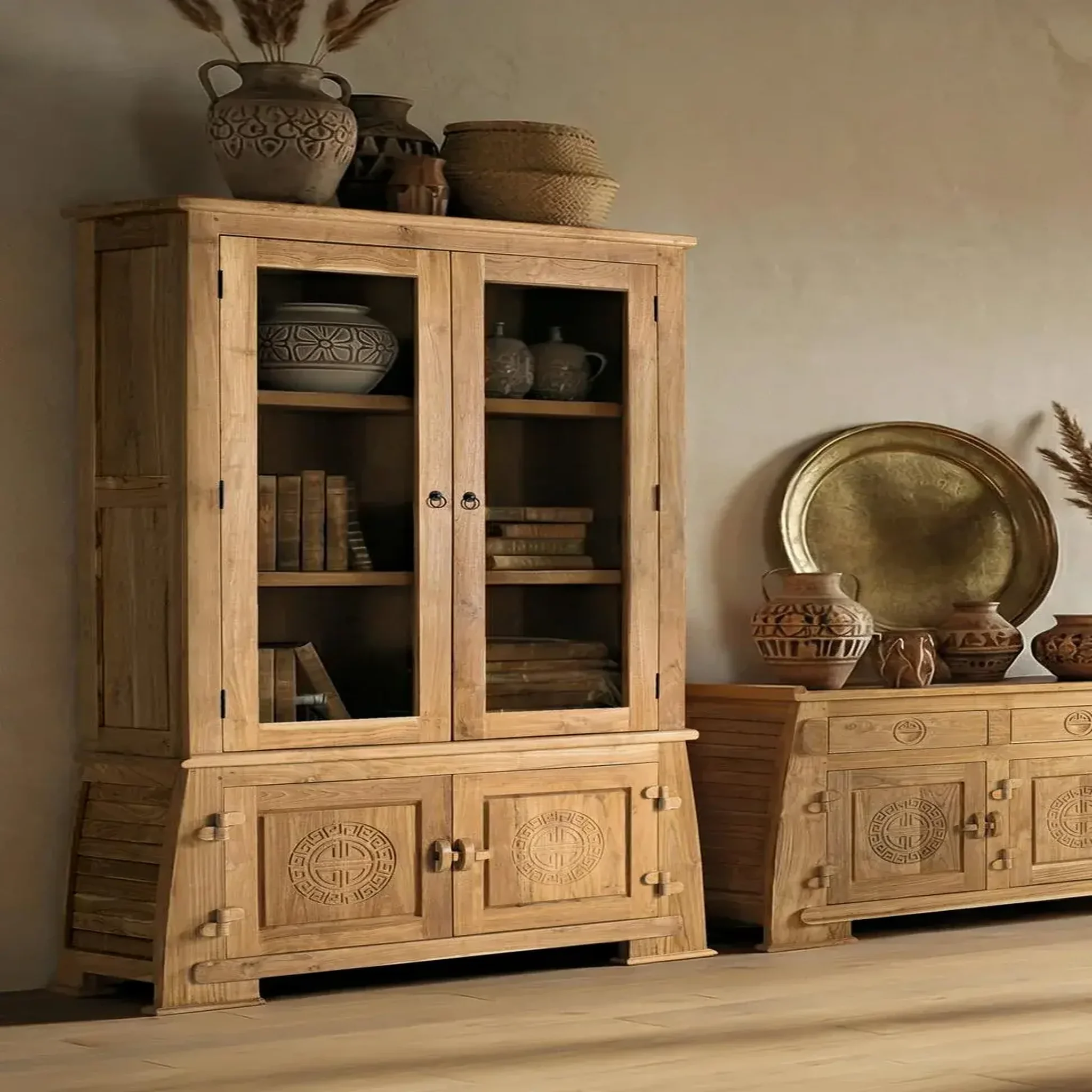 Voir la diapositive 2 : GINER Y COLOMER SL Vitrine en bois de teck 109 cm style colonial oriental