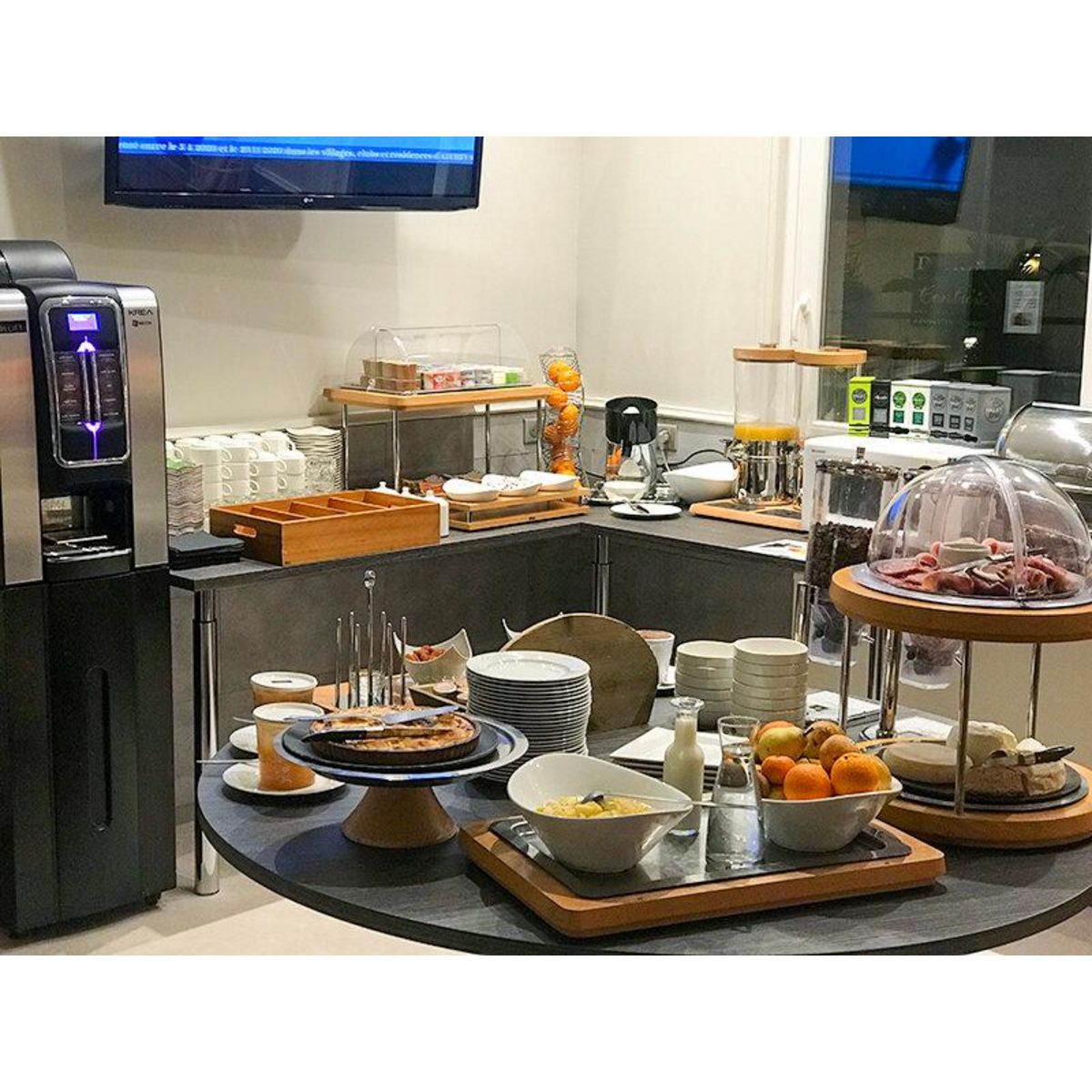 Smartbox Escapade de 3 jours avec dîner dans un hôtel près de Vichy - Coffret Cadeau Séjour