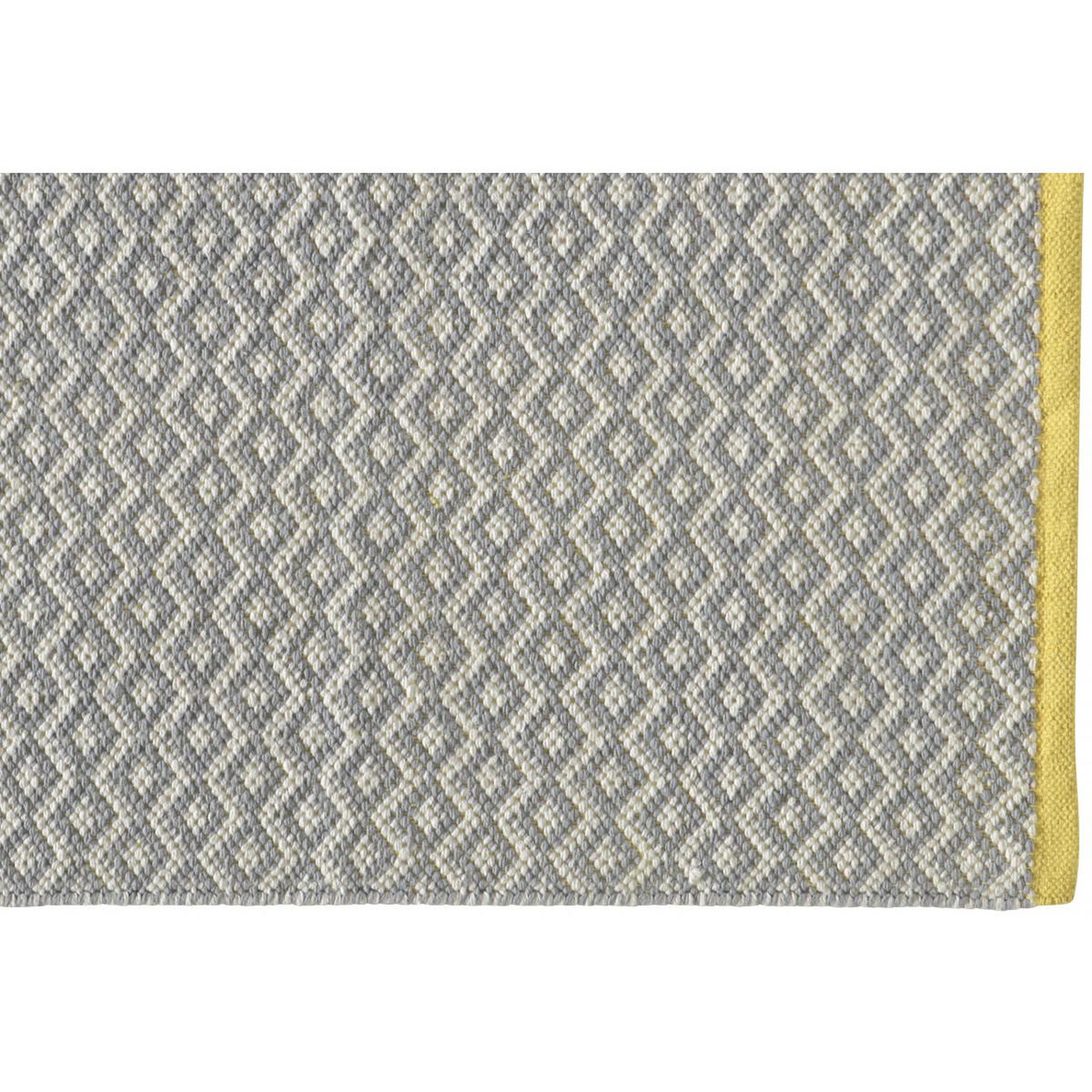 Voir la diapositive 4 : GUY LEVASSEUR Tapis de bain déco à losanges 50x120cm