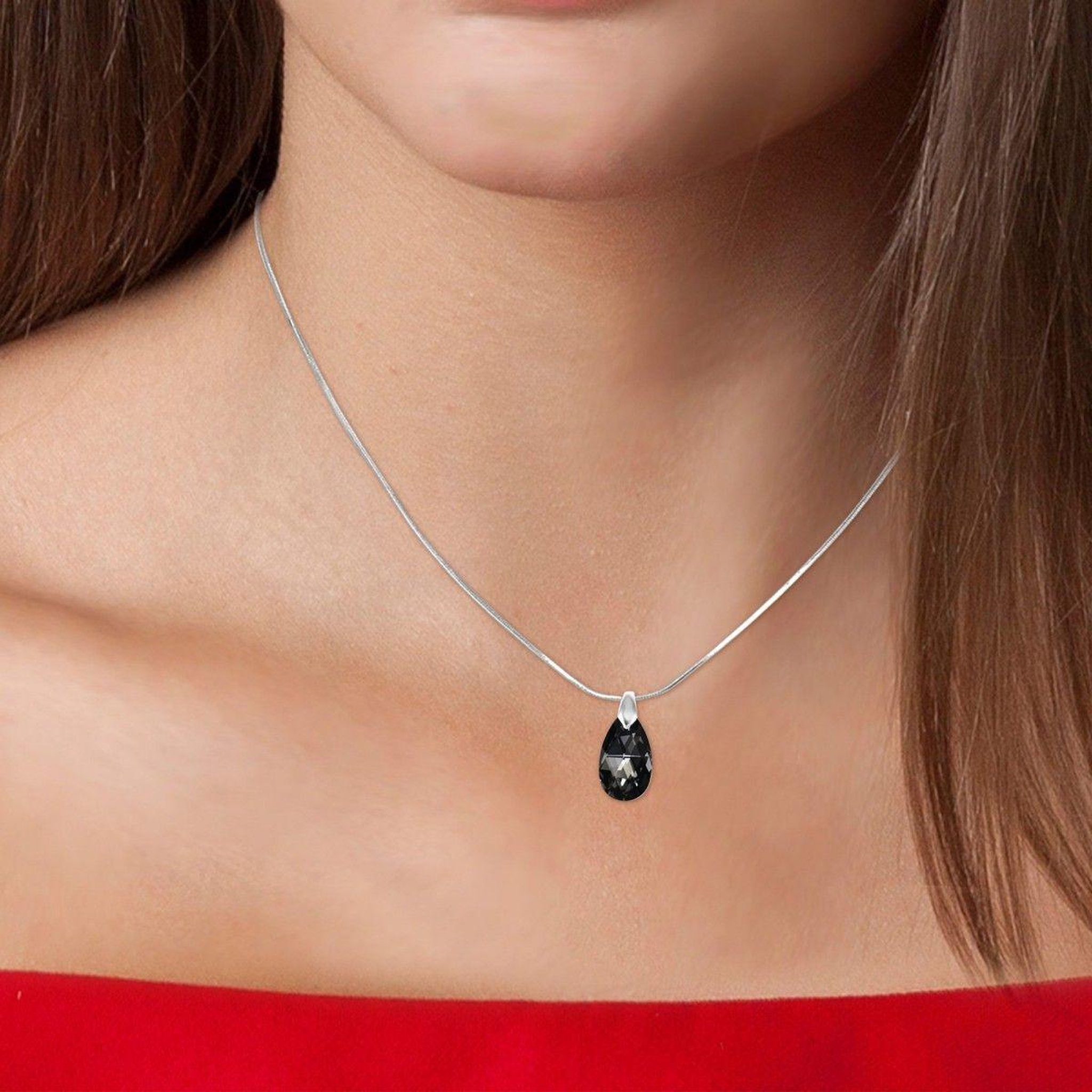 Voir la diapositive 2 : SC CRYSTAL Collier SC Crystal orné de Cristaux scintillants