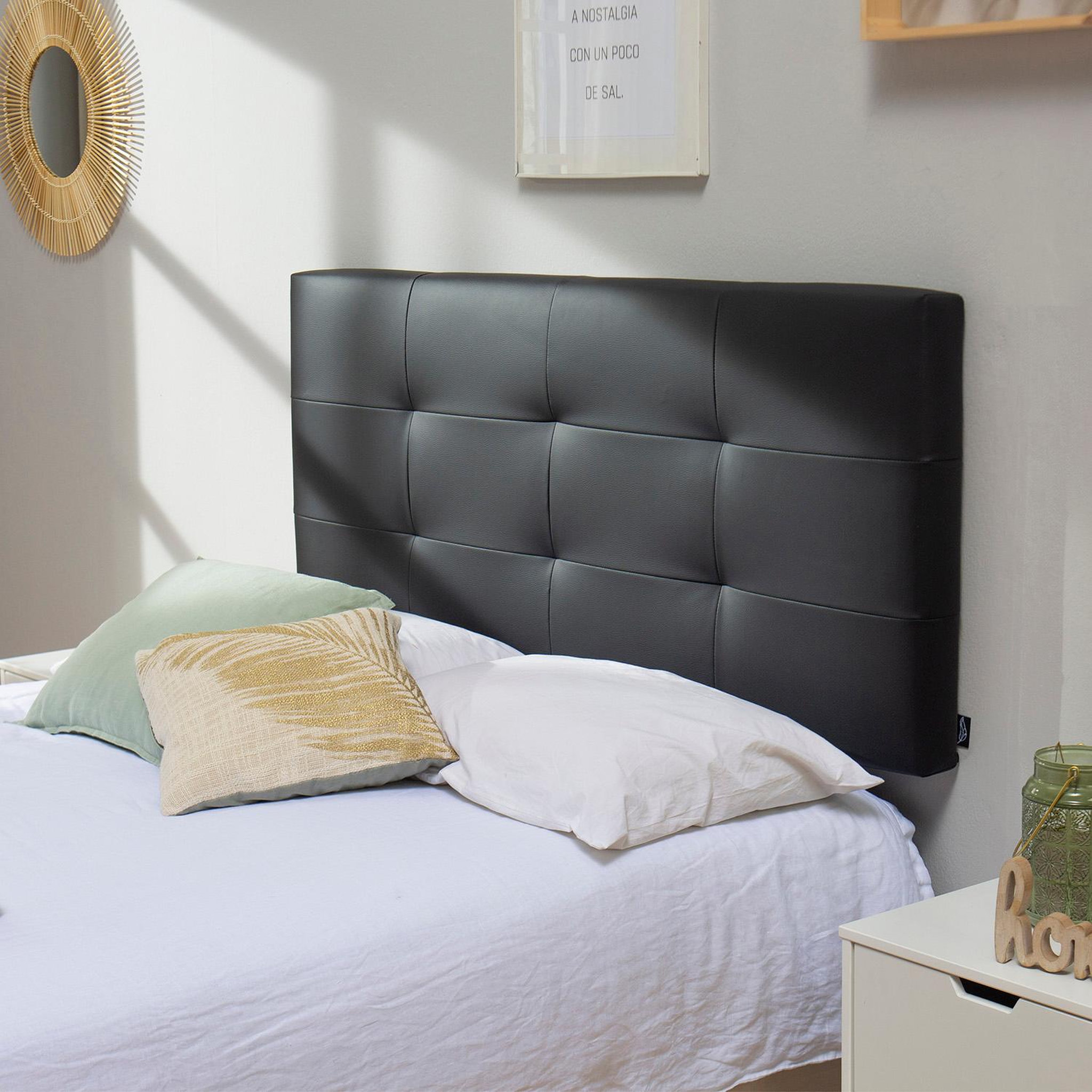Voir la diapositive 4 : MARCKONFORT Tête de lit Carla 150x60 cm Noir, rembourrée de Mousse