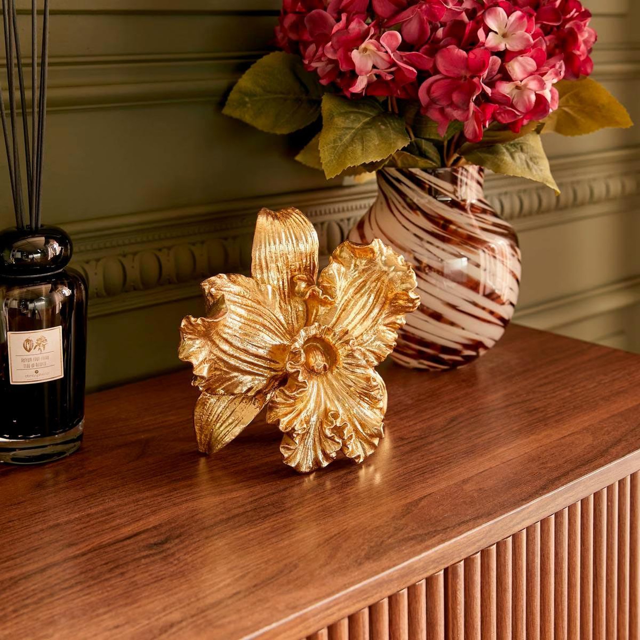 Voir la diapositive 3 : ATMOSPHERA Fleur déco en résine  belli  20cm doré