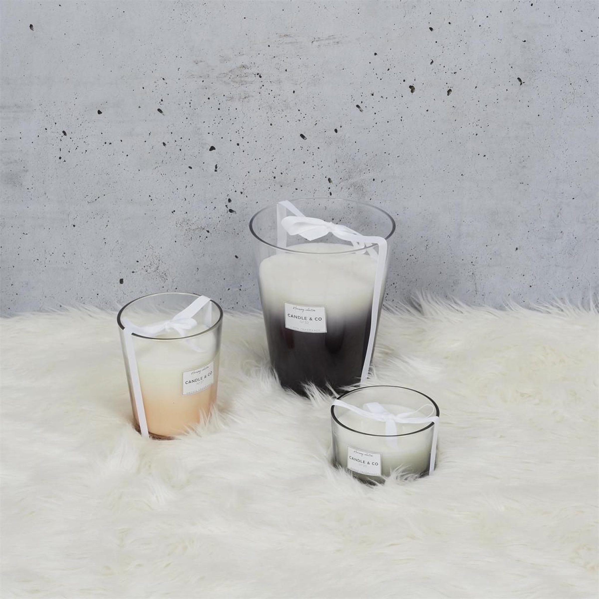 Voir la diapositive 3 : The Home Deco Factory Bougie Parfumée 3 Mèches  Harmony  16cm Linge Frais