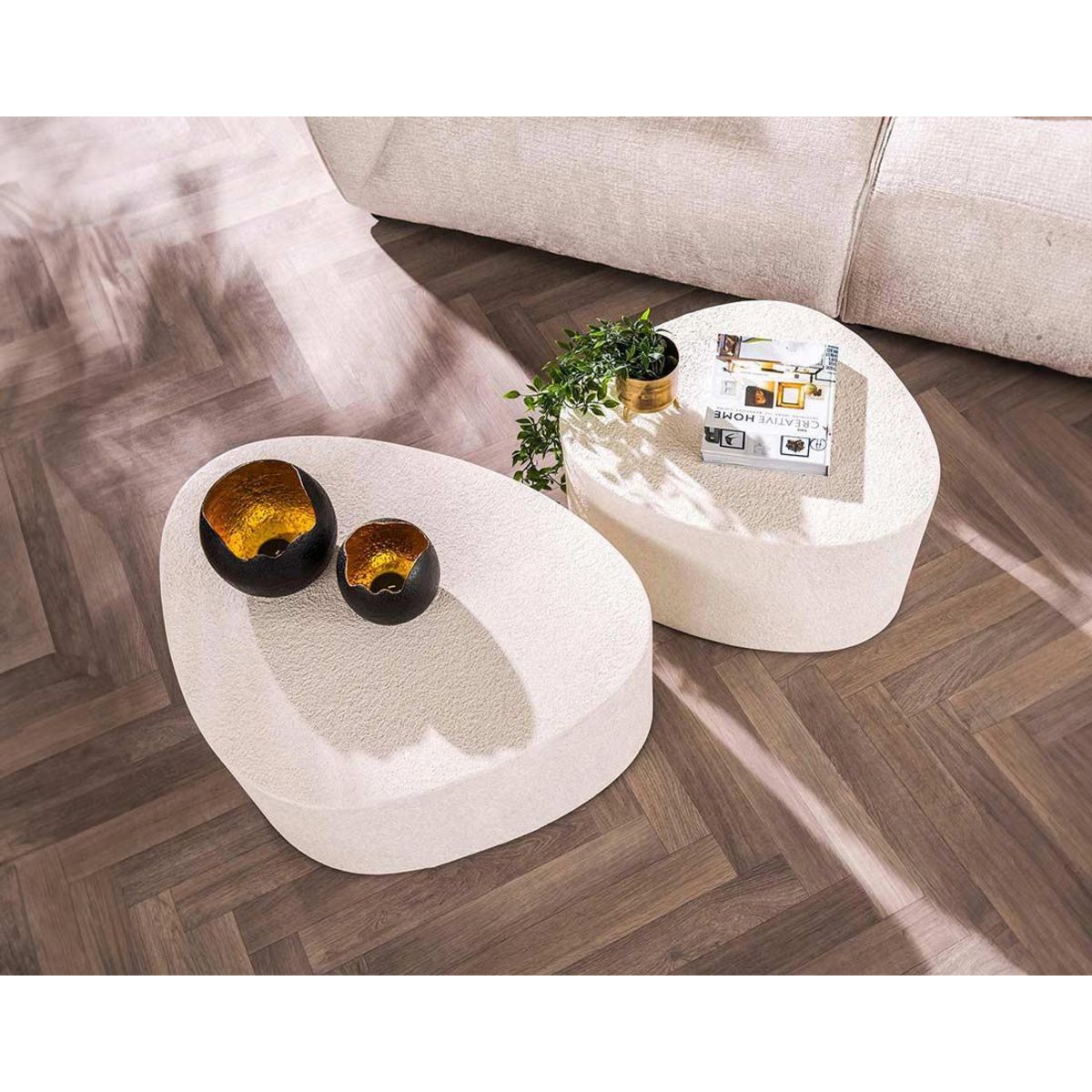 LISA DESIGN Mahara - lot de 2 tables basses - finition en marbre composite blanc - 81 et 49 cm