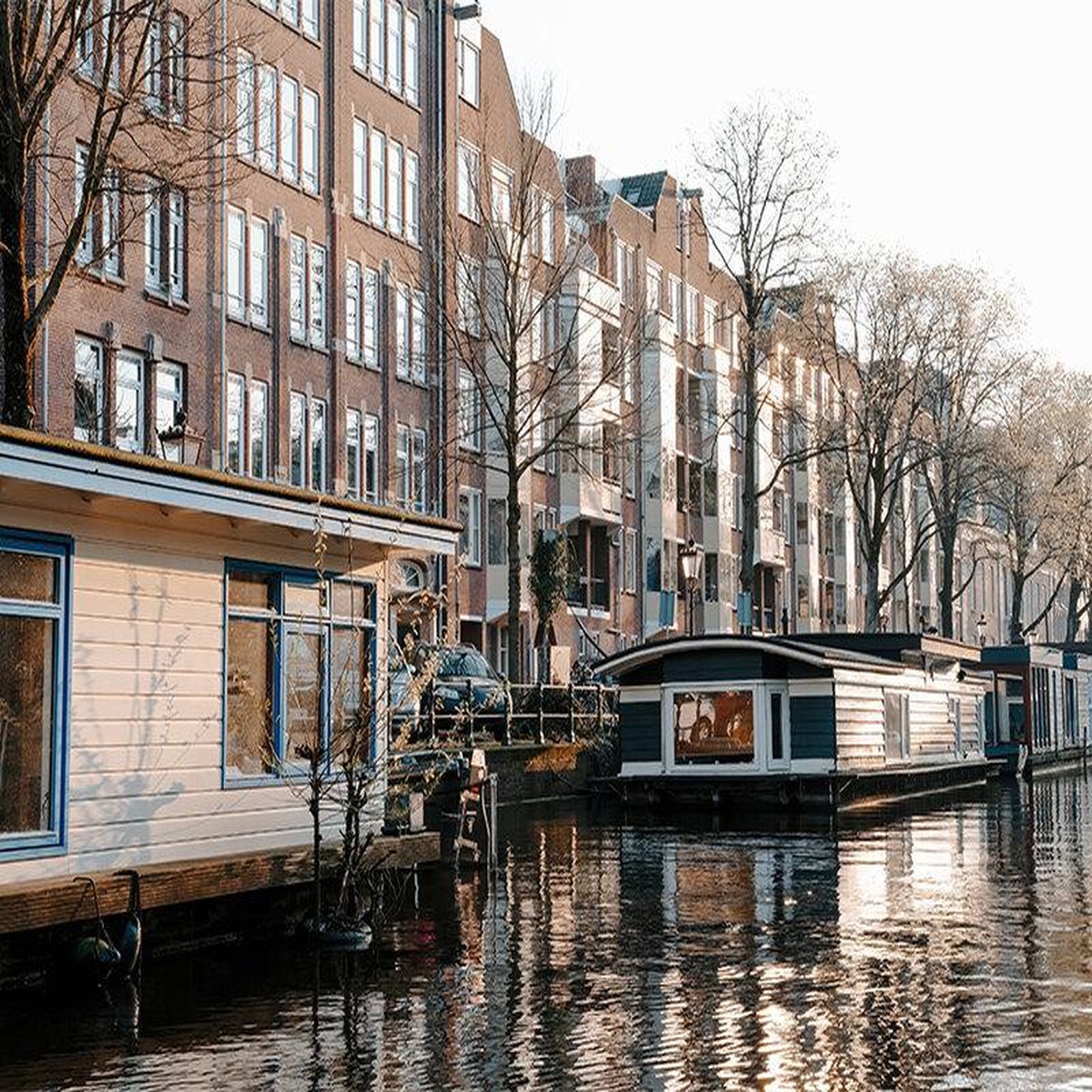 Voir la diapositive 2 : Smartbox 4 jours à amsterdam avec visite guidée du quartier rouge - coffret cadeau séjour