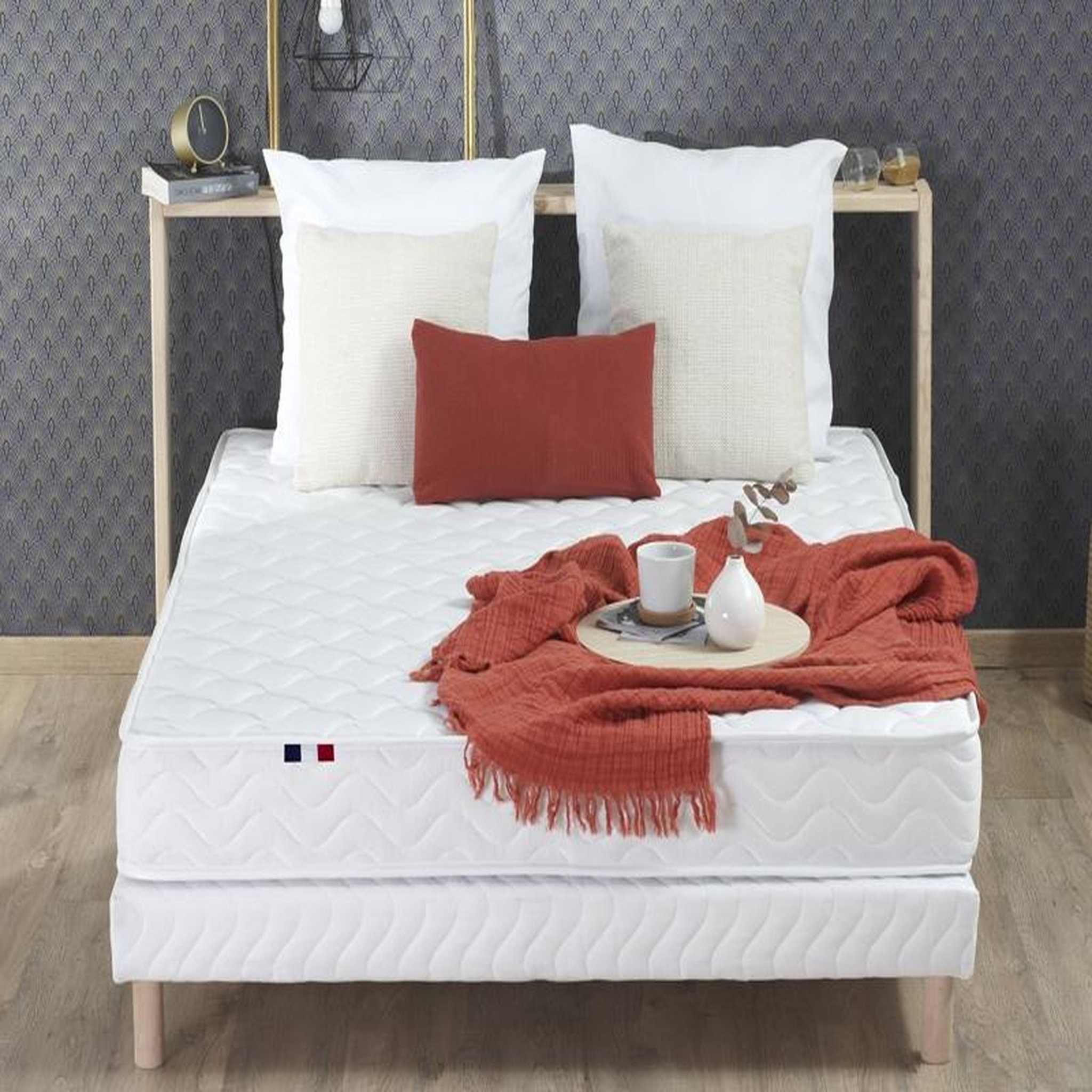 Voir la diapositive 3 : Ensemble Matelas Mousse Accueil Latex 3 Zones + Sommier 140x190 cm Blanc TOULON