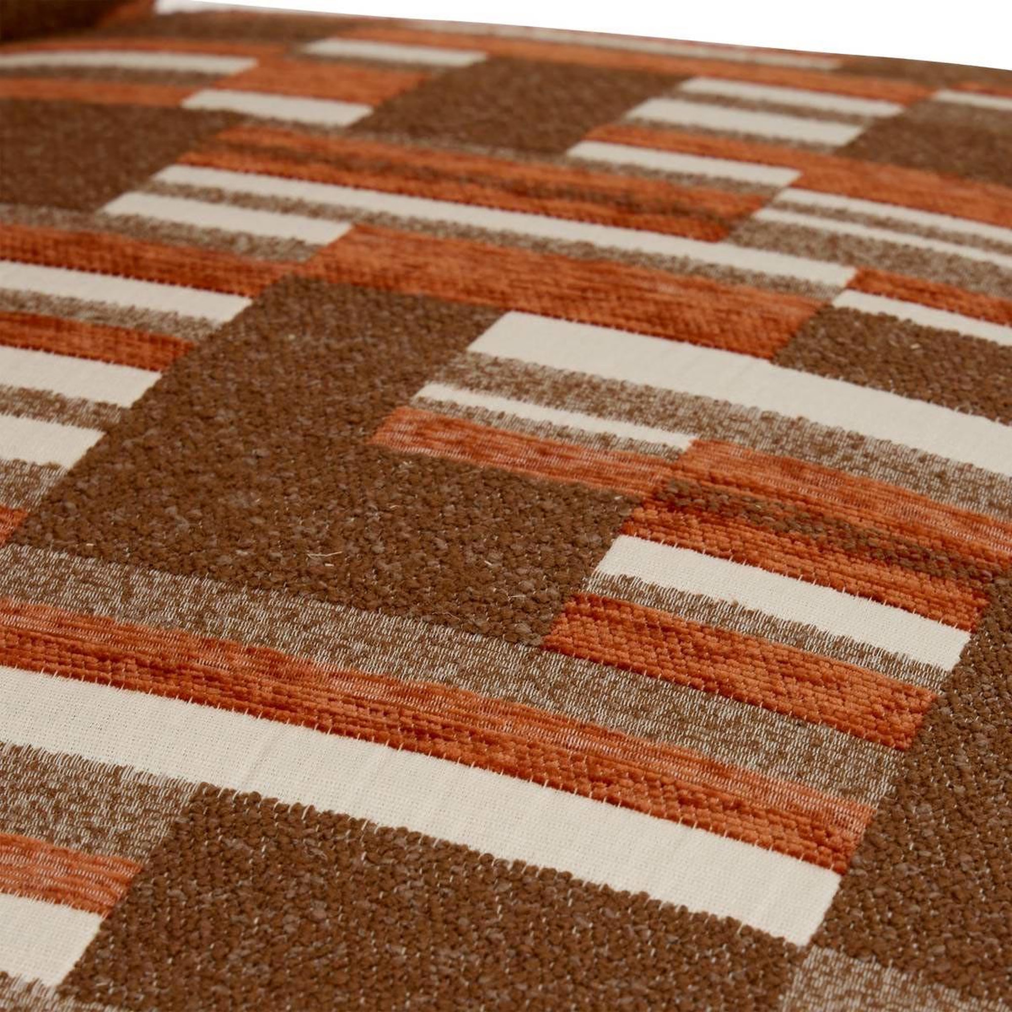 Voir la diapositive 5 : ATMOSPHERA Fauteuil en chenille avec pieds en bois effet noyer calix - marron
