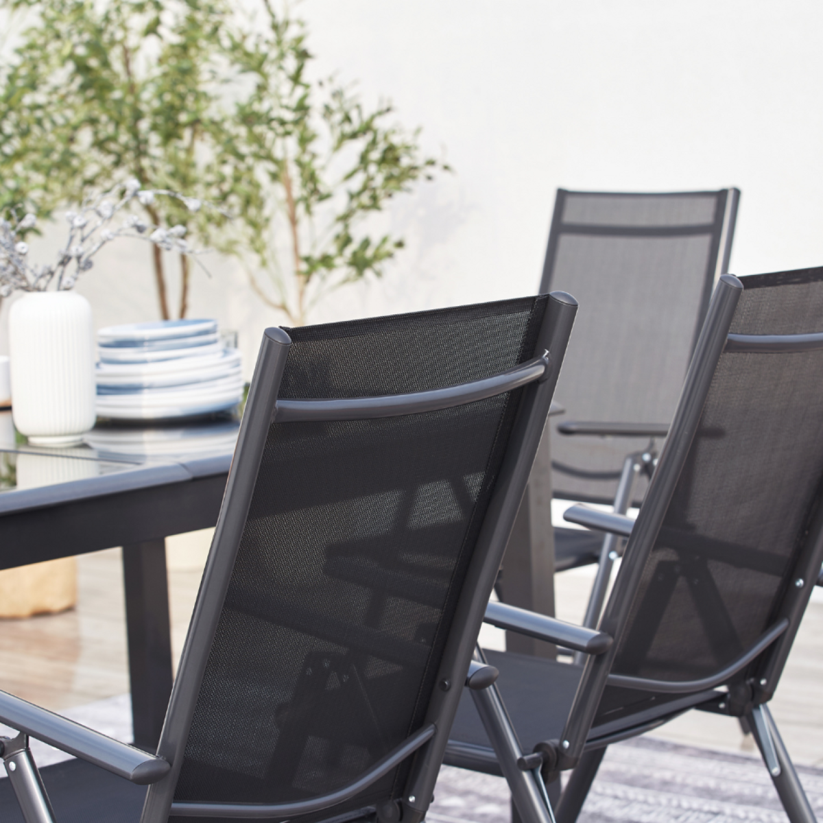 CONCEPT USINE Table de jardin et 10 chaises en aluminium gris RAVENNE