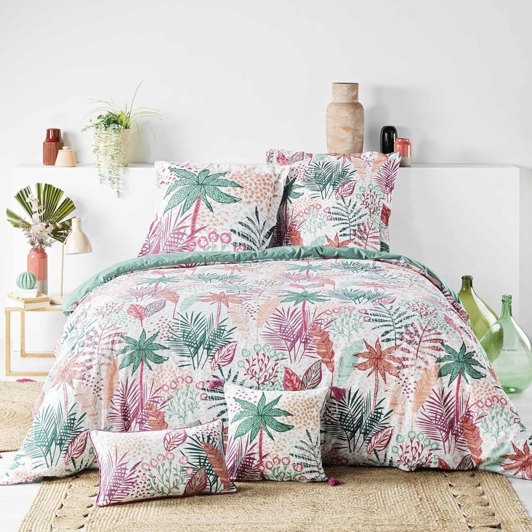 Voir la diapositive 1 : Douceur d'Intérieur Housse de couette 260x240 + 2 taies Silveria coton 57 fils