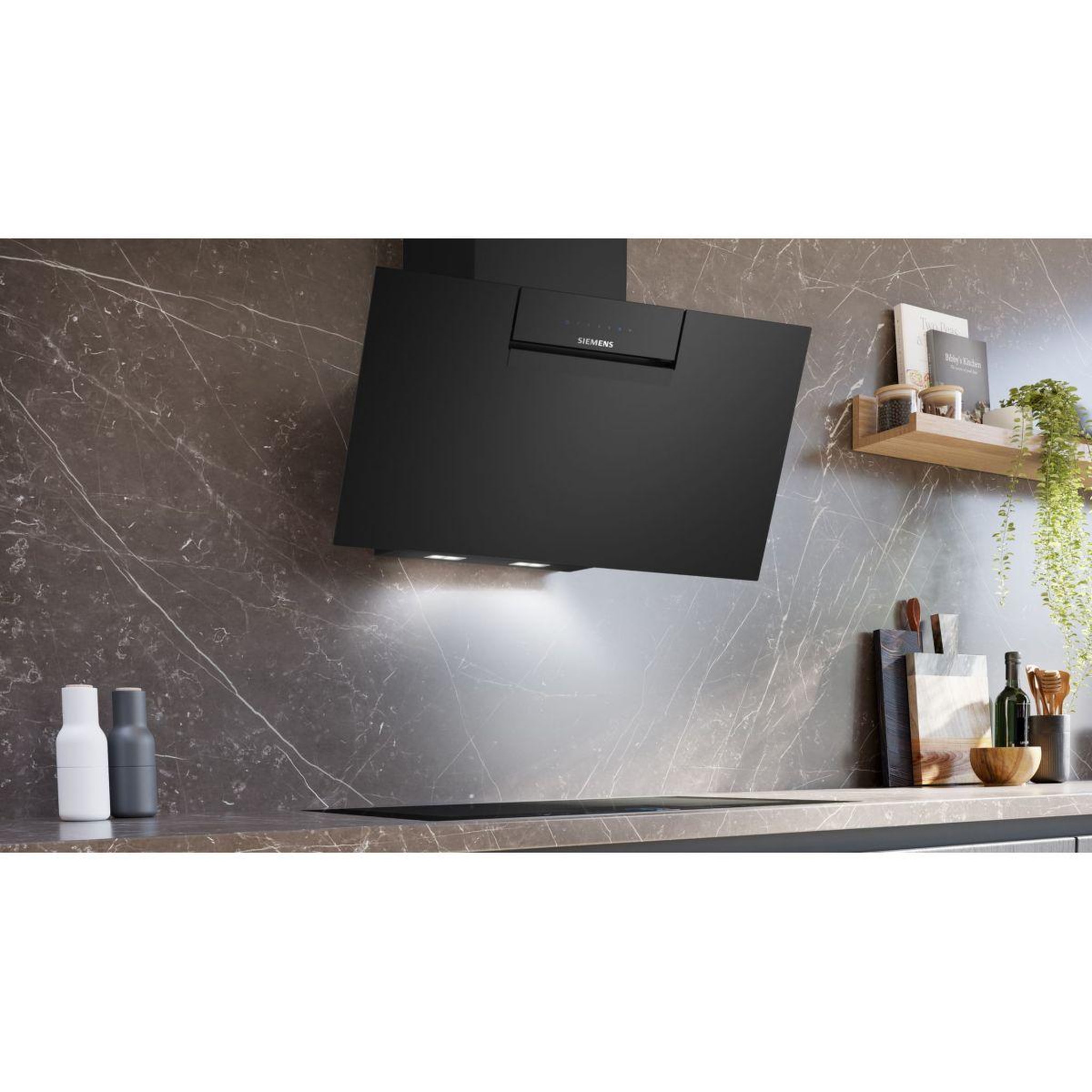 Voir la diapositive 2 : Siemens Hotte décorative murale inclinée lc87kfn60