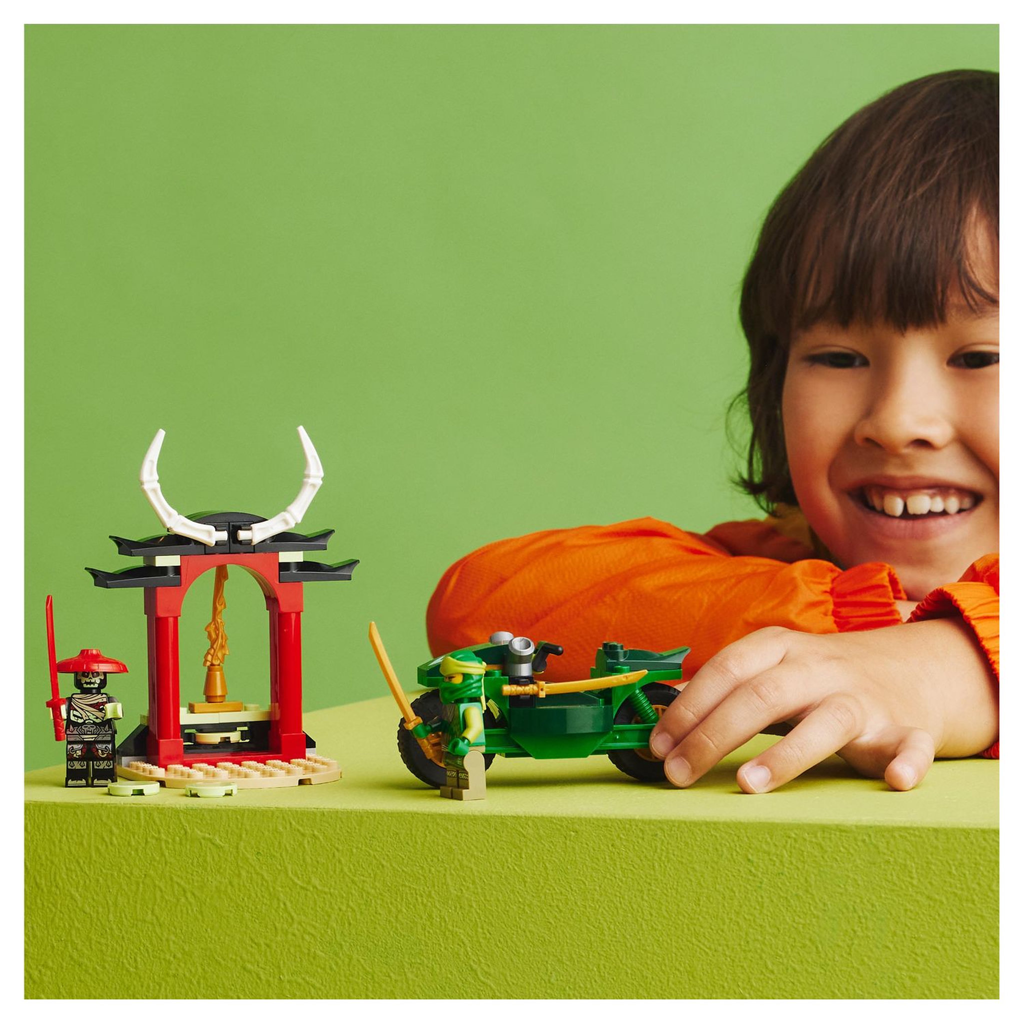 Voir la diapositive 8 : LEGO Ninjago 71788 La Moto Ninja de Lloyd, Jouet pour Enfants Dès 4 Ans, Jeu Éducatif, 2 Minifigurines