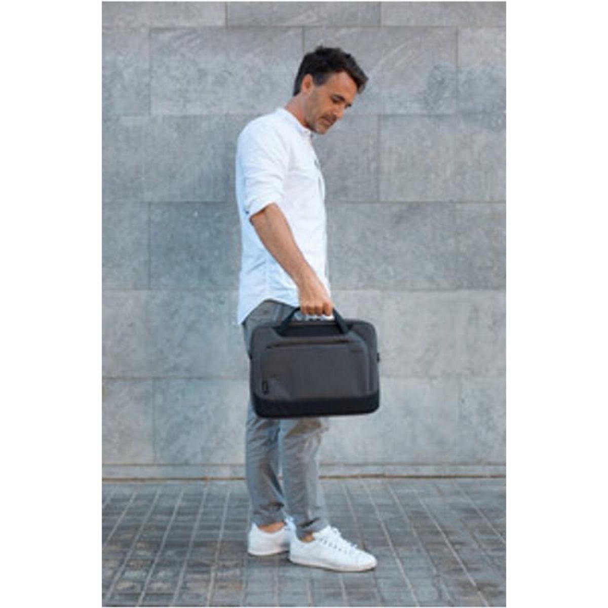 Targus Sacoche pour ordinateur portable Targus Sacoche Fine Ecosmart Cypress Security pour ordinateur jusqu a 14