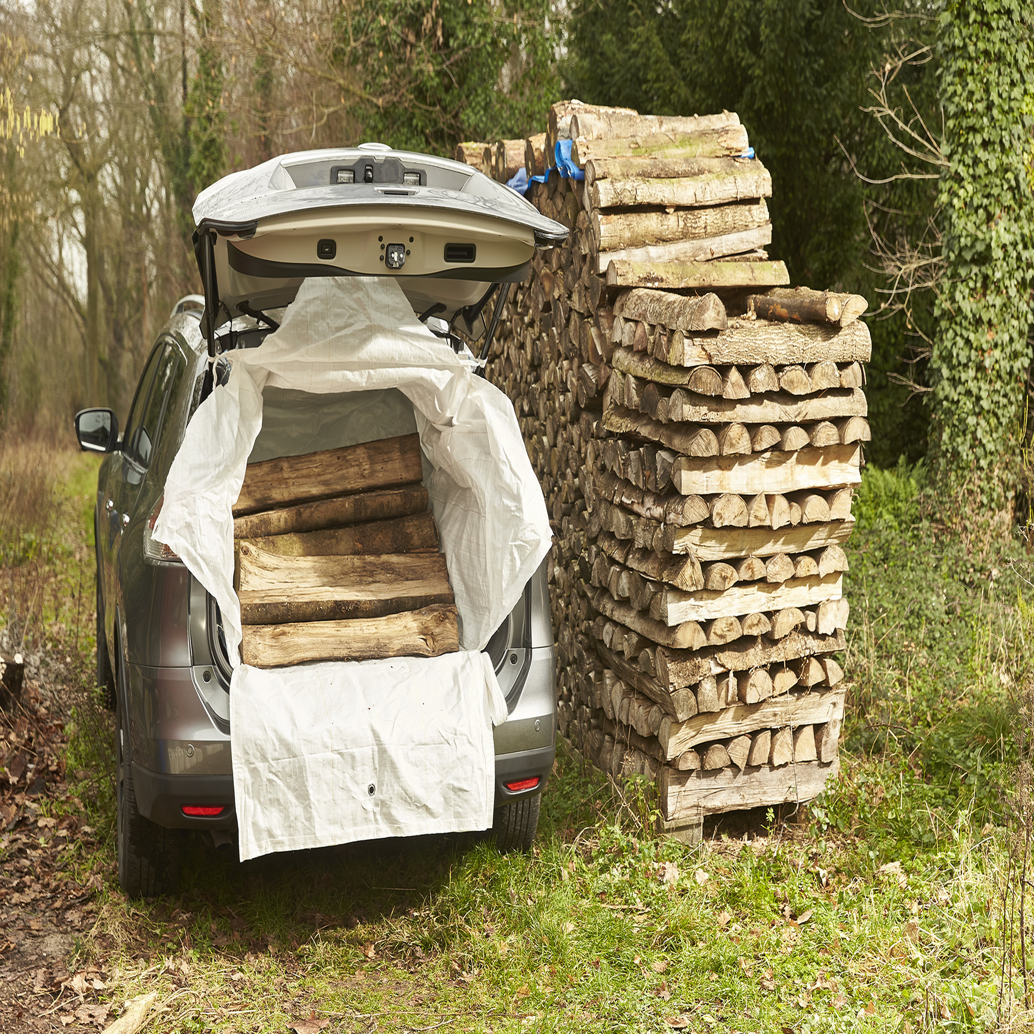 Voir la diapositive 3 : MOTTEZ Protection de coffre - Big bag de voiture