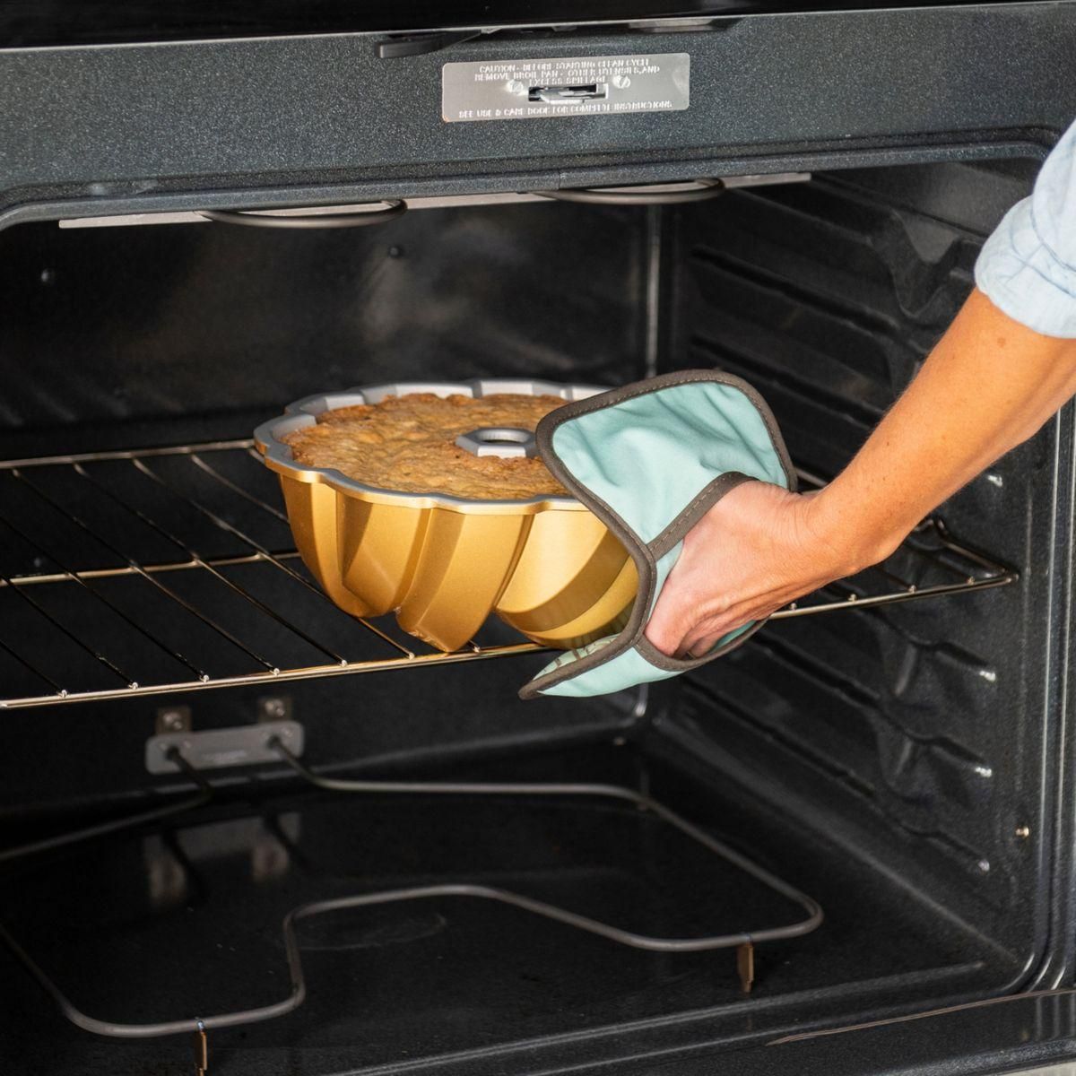 NORDIC WARE Moule à gâteau fantaisie a gateau Bundt Torsade Gold