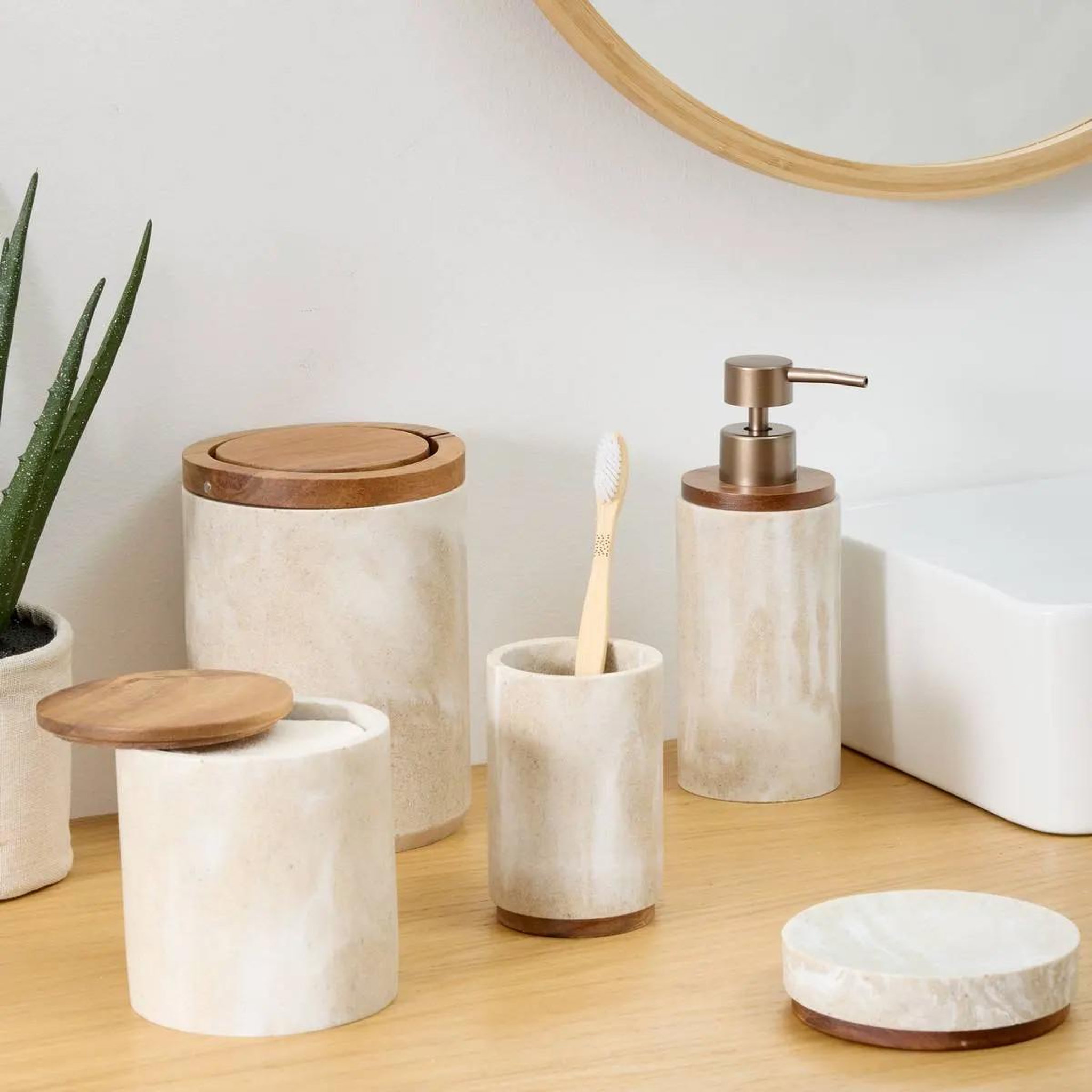 Voir la diapositive 3 : FIVE Pot à coton design  côme  11cm beige