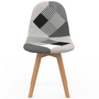 Voir la diapositive 3 : ID MARKET Lot de 4 chaises scandinaves SARA motifs patchworks noirs, gris et blancs