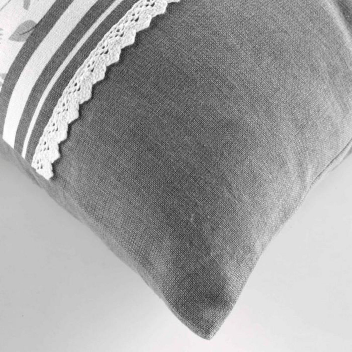 Paris Prix Coussin Déco Imprimé  Flavie  45x45cm Gris