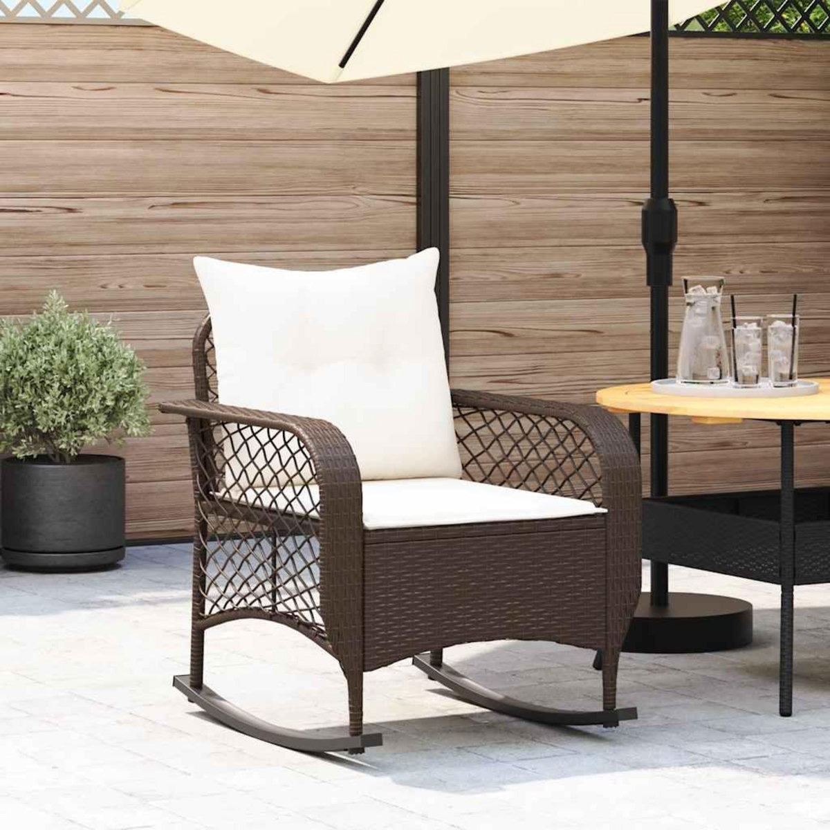 VIDAXL Chaise a bascule de jardin avec coussins marron resine tressee
