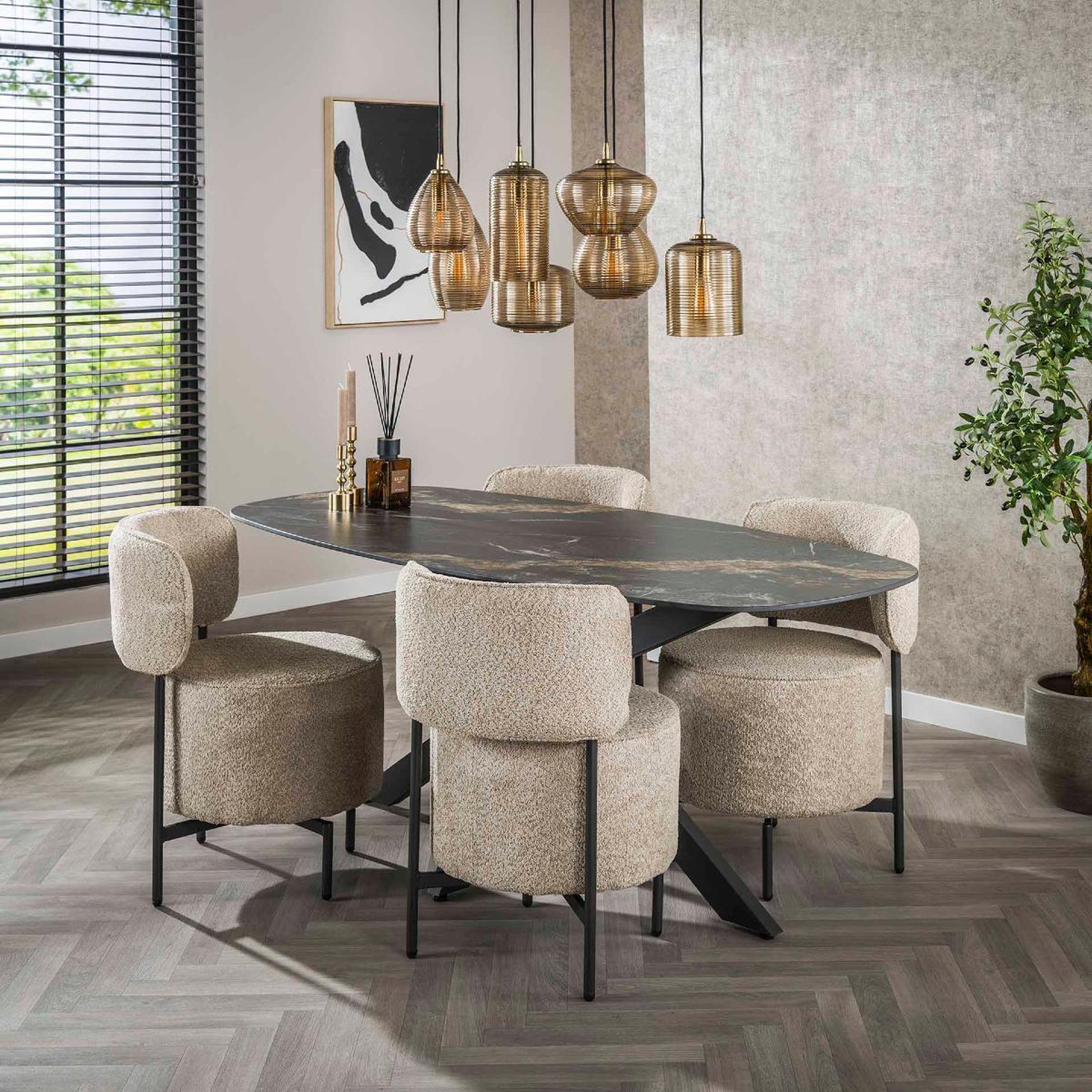 Voir la diapositive 2 : JLC KREATION Table à manger ovale en céramique avec pied central DANY