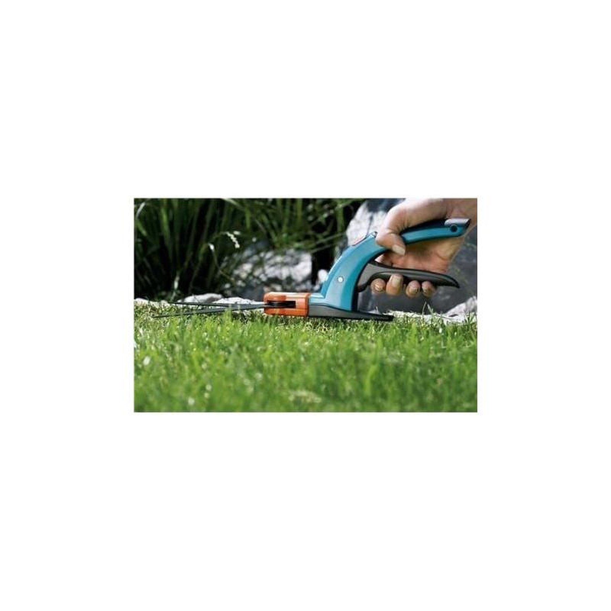 Voir la diapositive 4 : Gardena Cisaille à gazon orientable Comfort