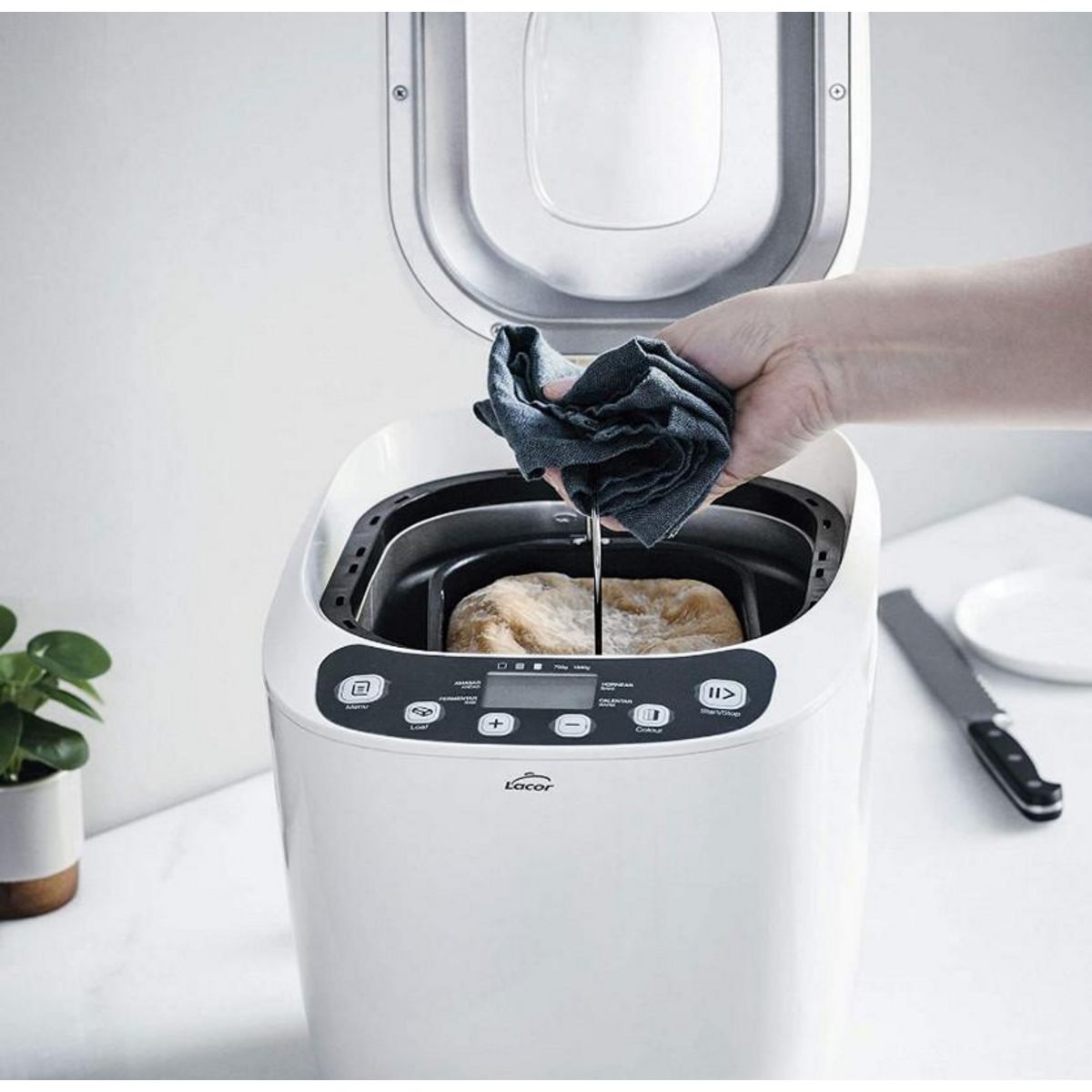 Lacor Machine à pain 1kg 550w blanc/gris - 69334
