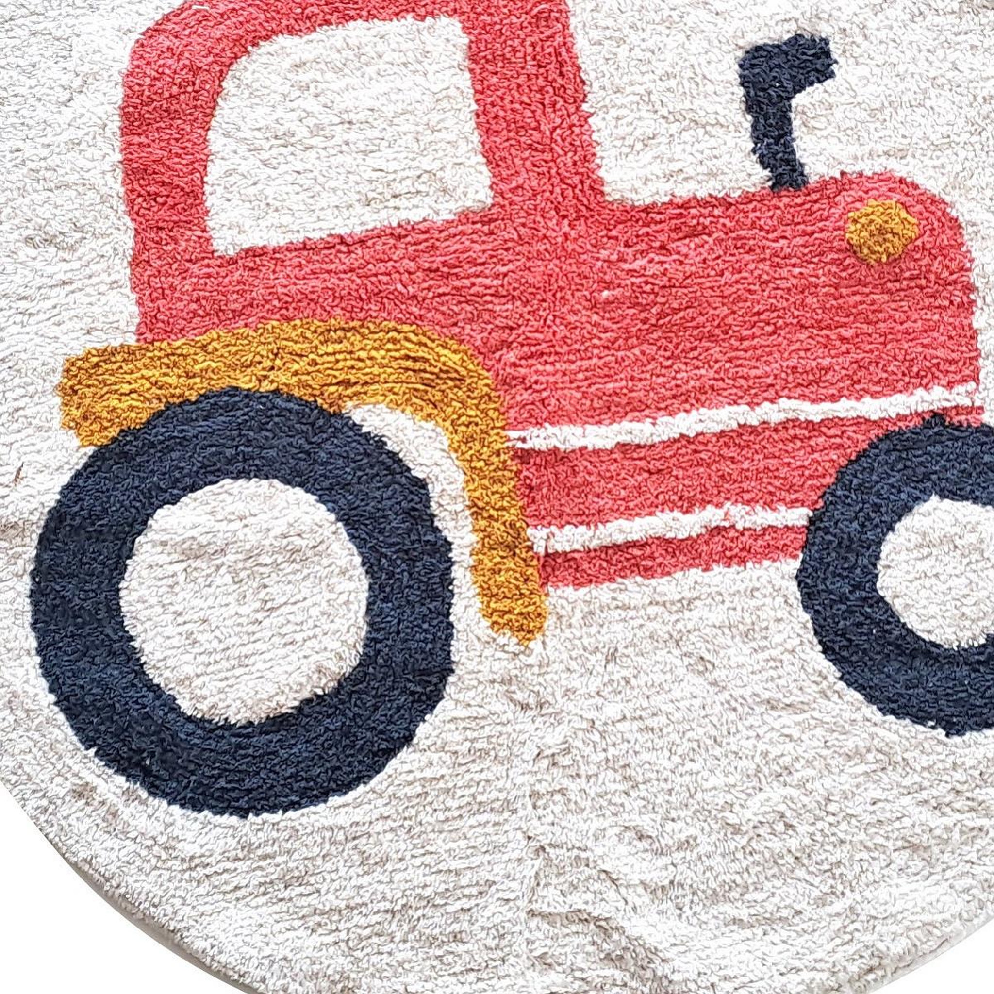 Voir la diapositive 3 : FUTURE HOME Tapis enfant tracteur rond en coton tufté 80x80cm