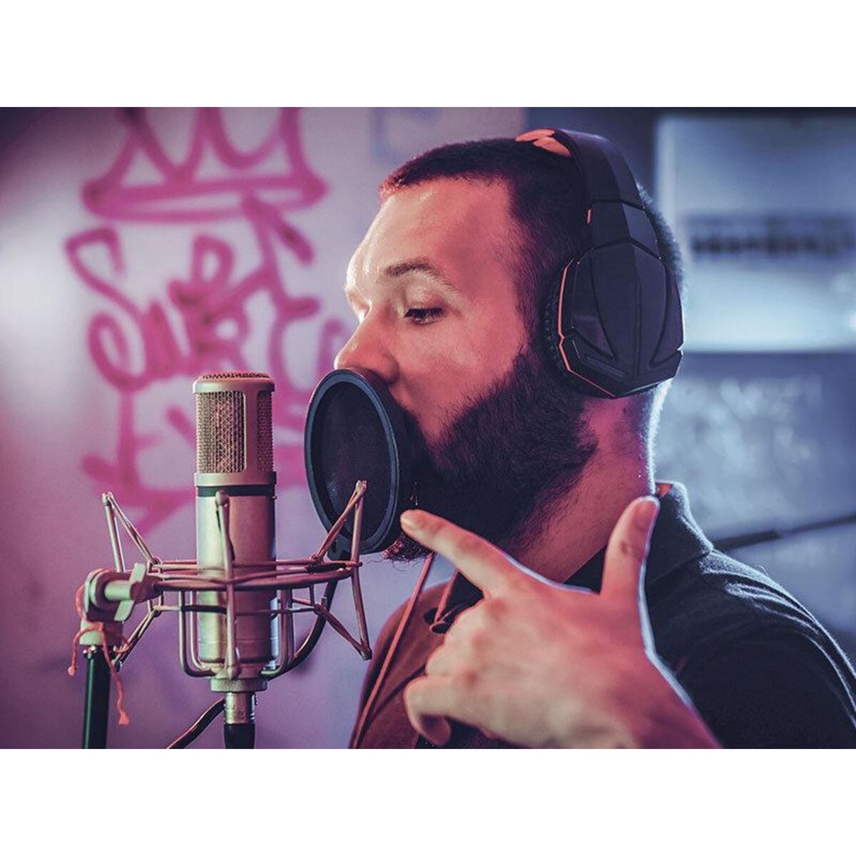 Smartbox Rap et slam associatif : atelier d'écriture d'expression et enregistrement d'un morceau - Coffret Cadeau Sport & Aventure