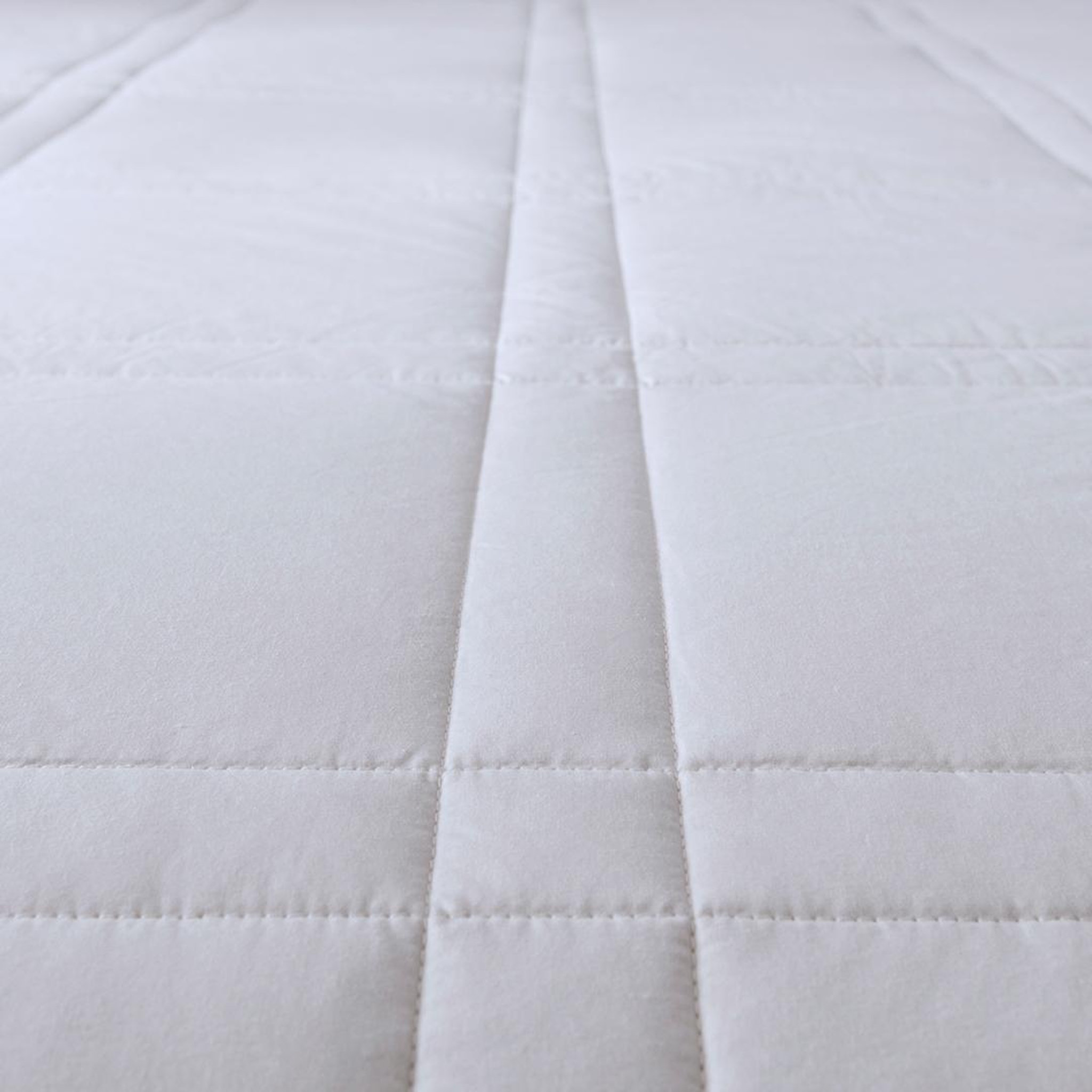 Voir la diapositive 3 : DODO Couette garnissage 100% soie temperee