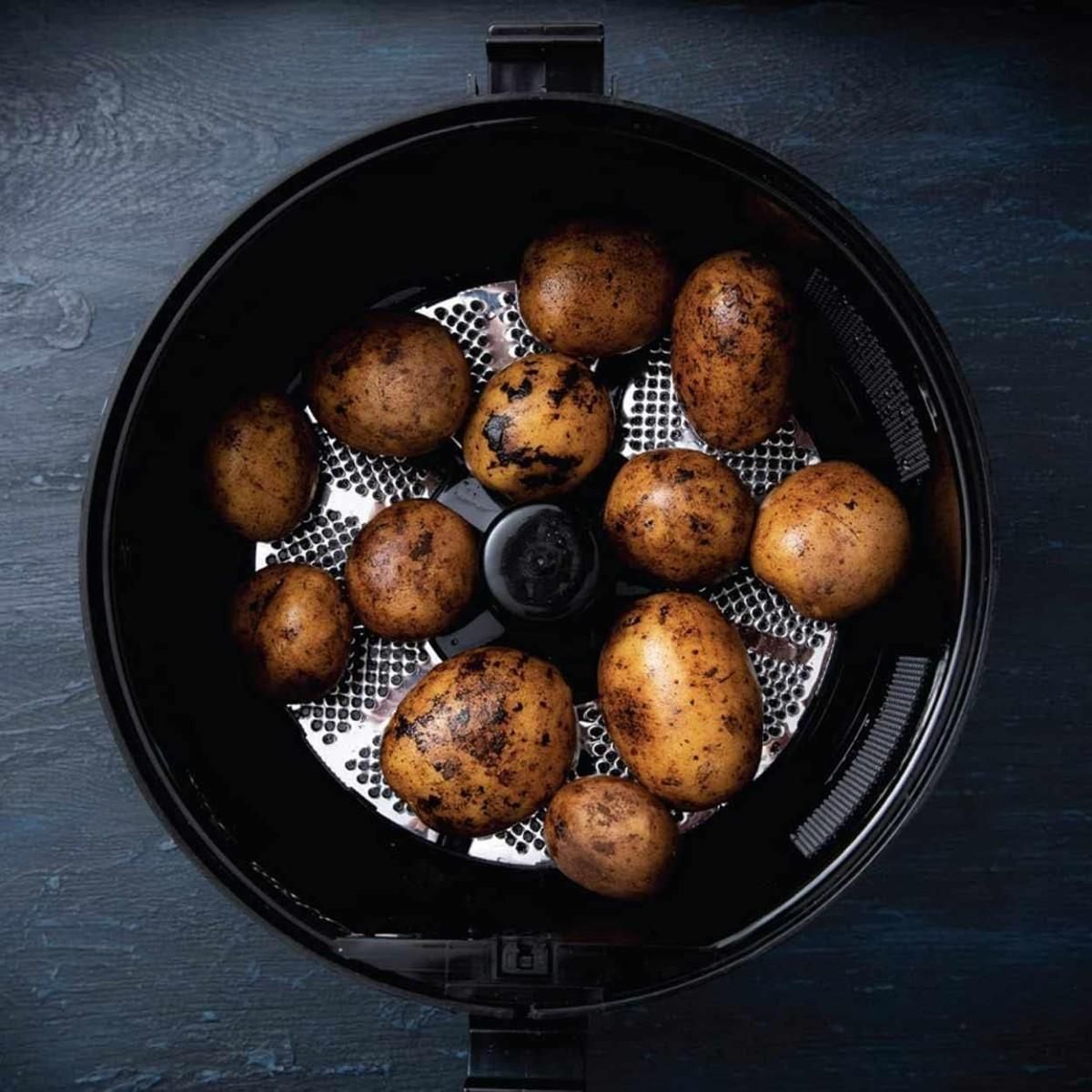 GASTRONOMA Eplucheuse à Pommes de Terre Électrique 85W avec Essoreuse à Salade - Robot Eplucheur automatique Noir Gastronoma