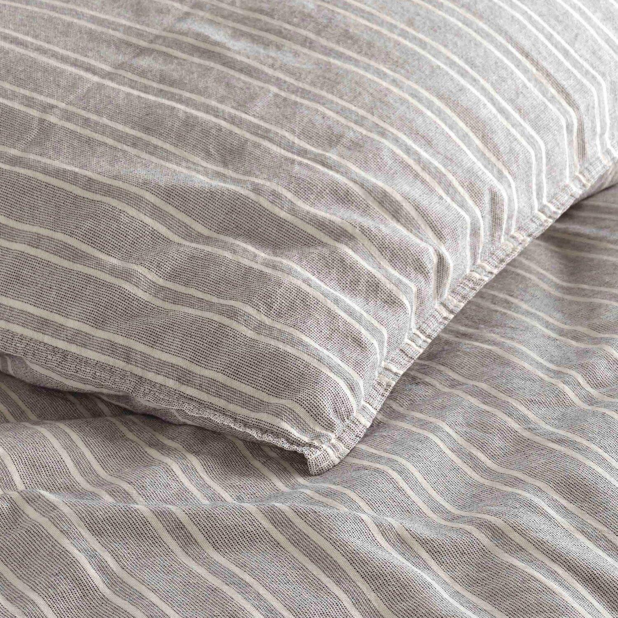Voir la diapositive 2 : Home collection Parure housse de couette avec taie(s) 100 % coton Tommy