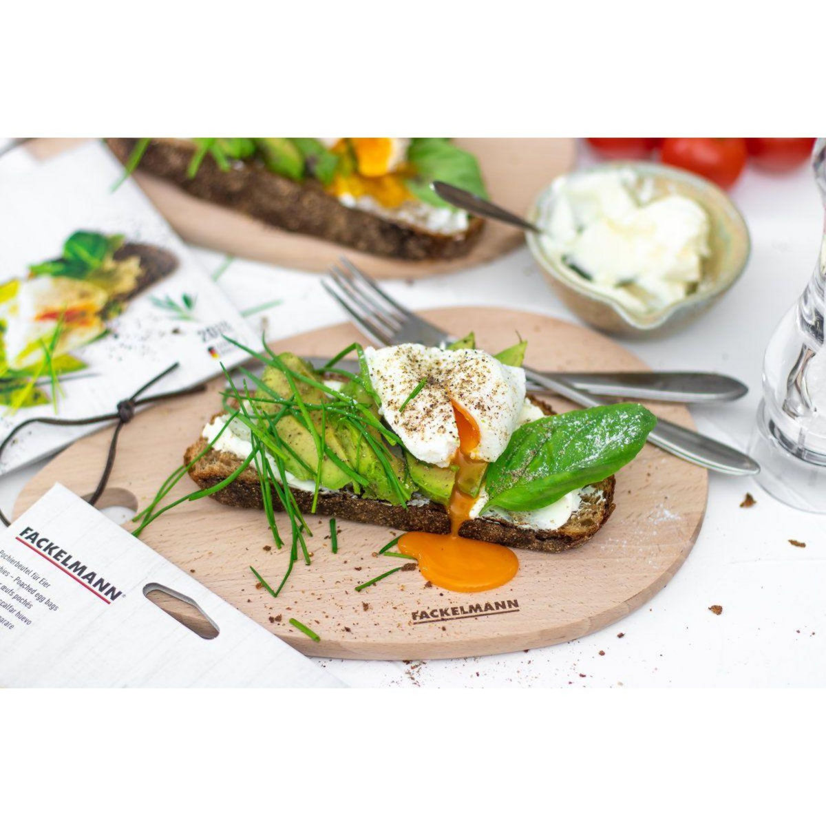 Fackelmann Planche à découper ovale en bois FSC 19 x 28 cm Fackelmann Nature