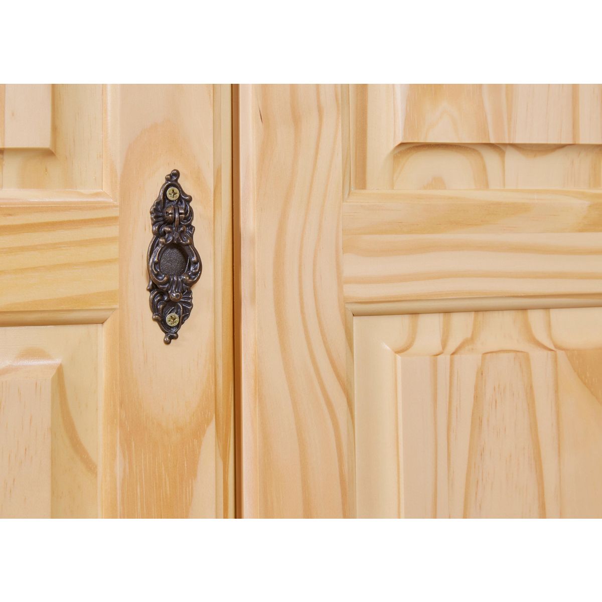 Armoire rustique en pin massif 3 portes  L150cm BASTIAN