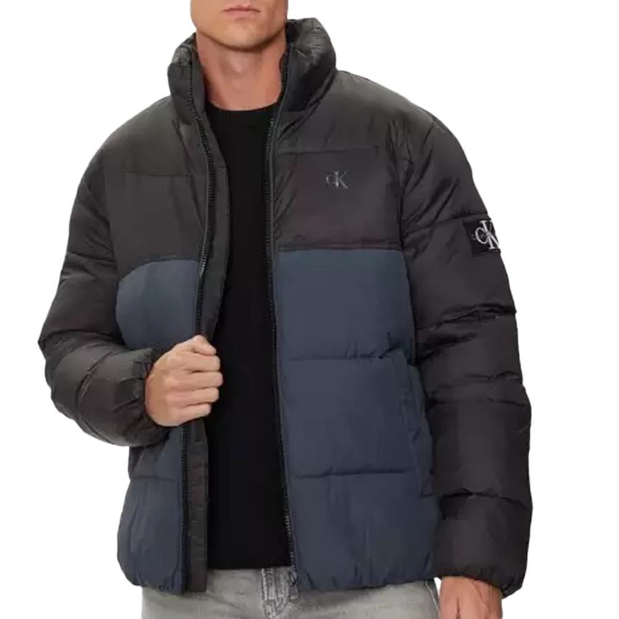 CALVIN KLEIN JEANS Doudoune /Marine Homme Calvin Klein Jeans Blocking. Coloris disponibles : Noir